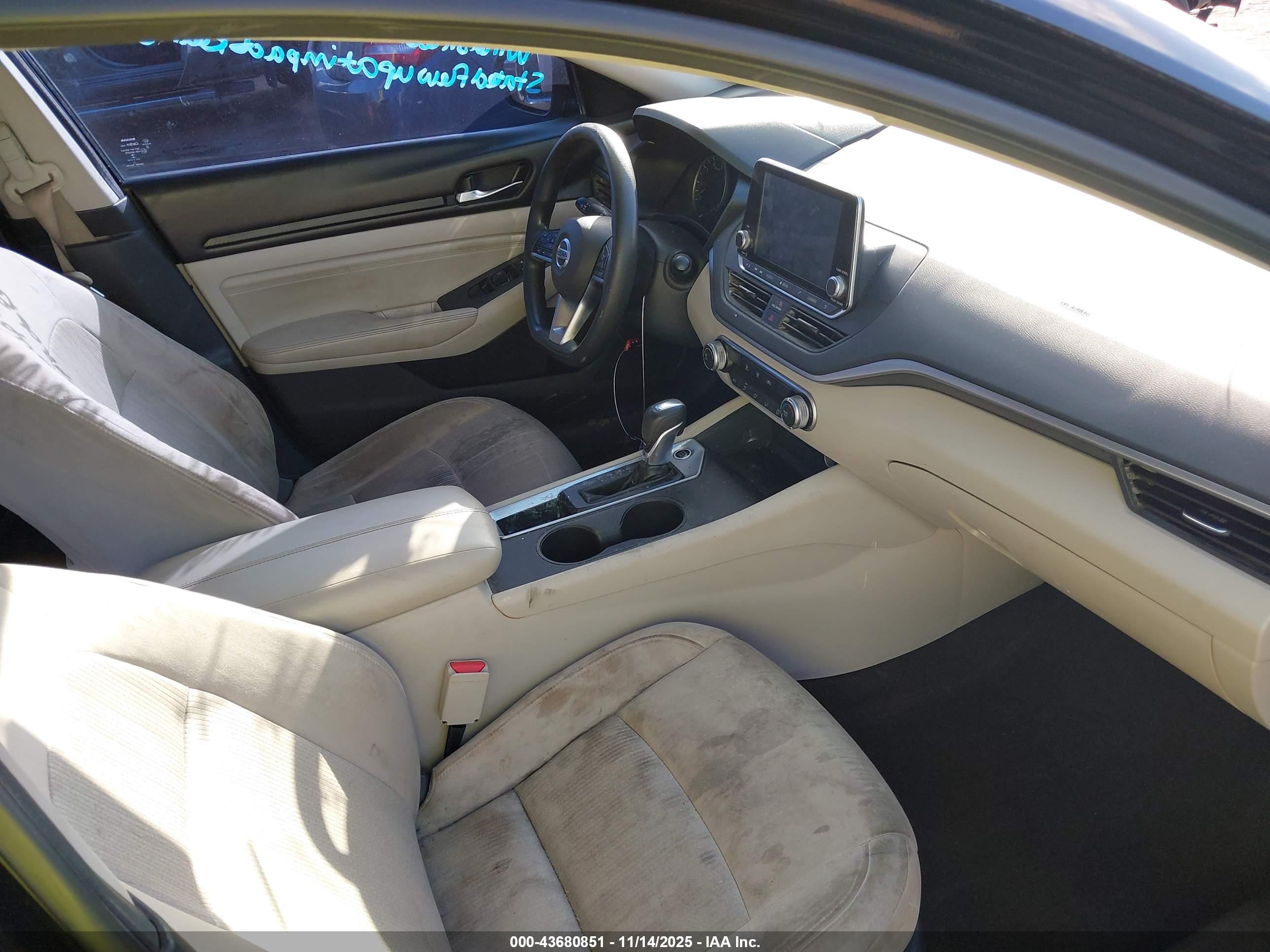 NISSAN ALTIMA image 5
