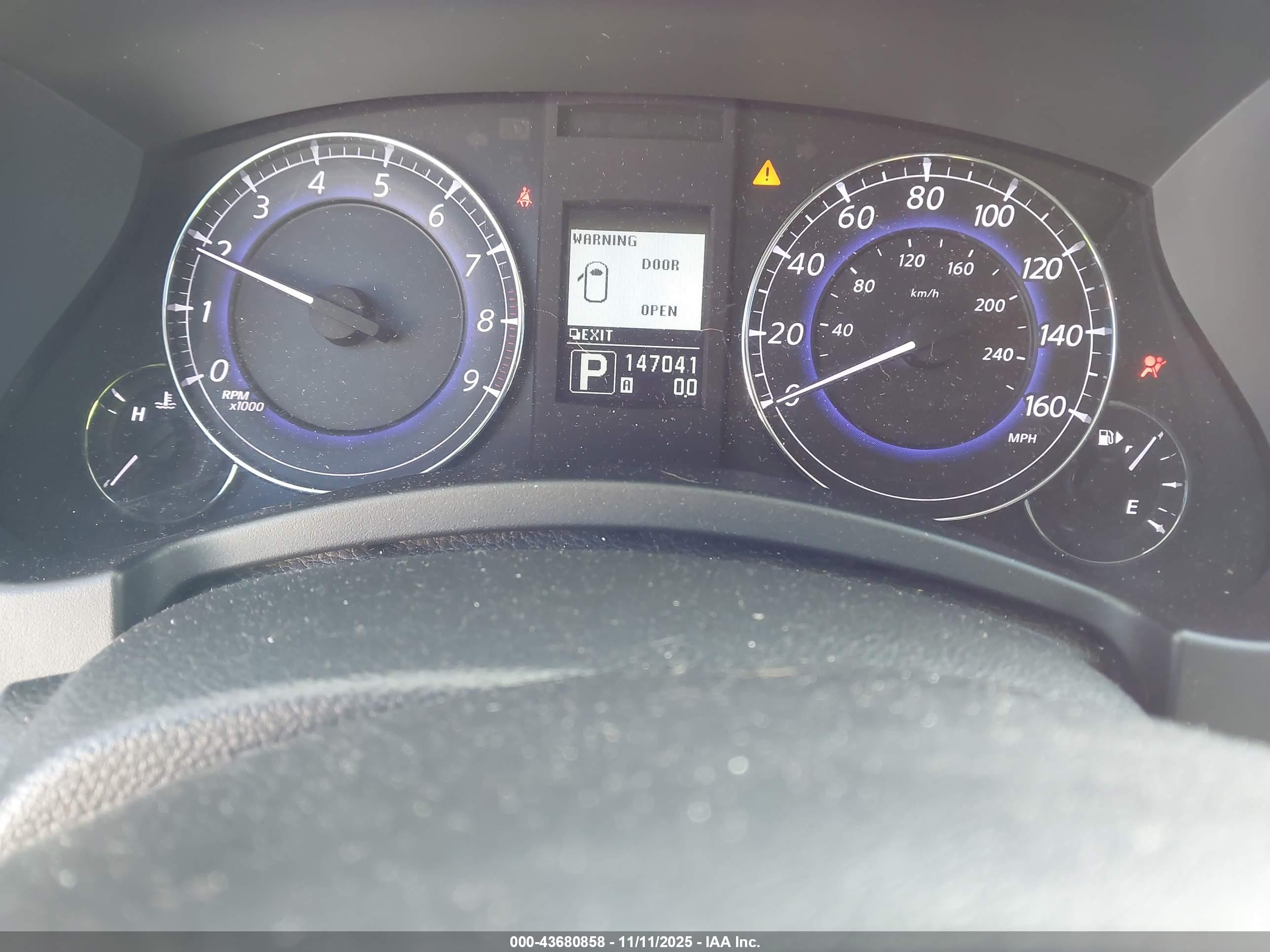 INFINITI EX35 image 7