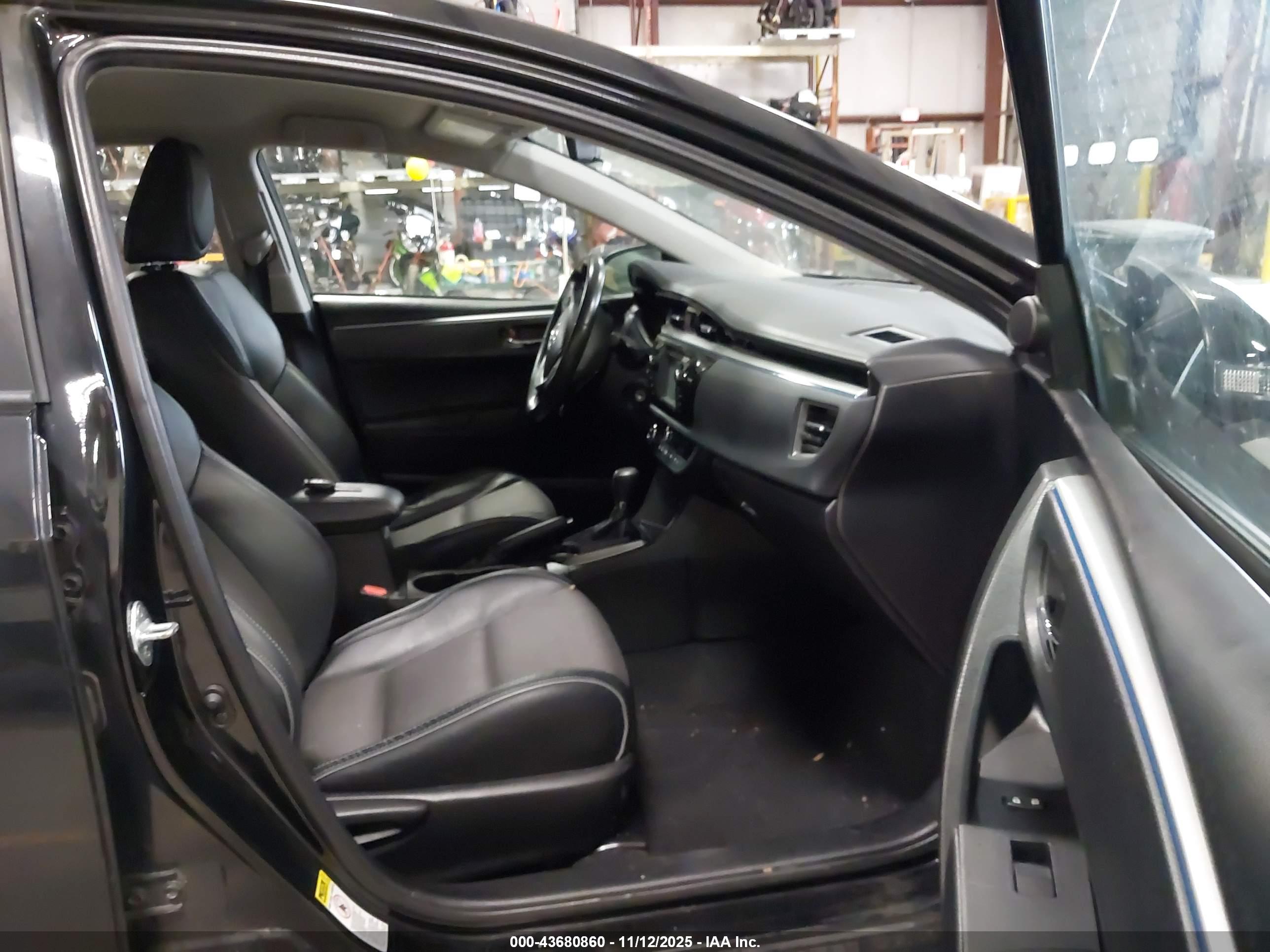 TOYOTA COROLLA image 5