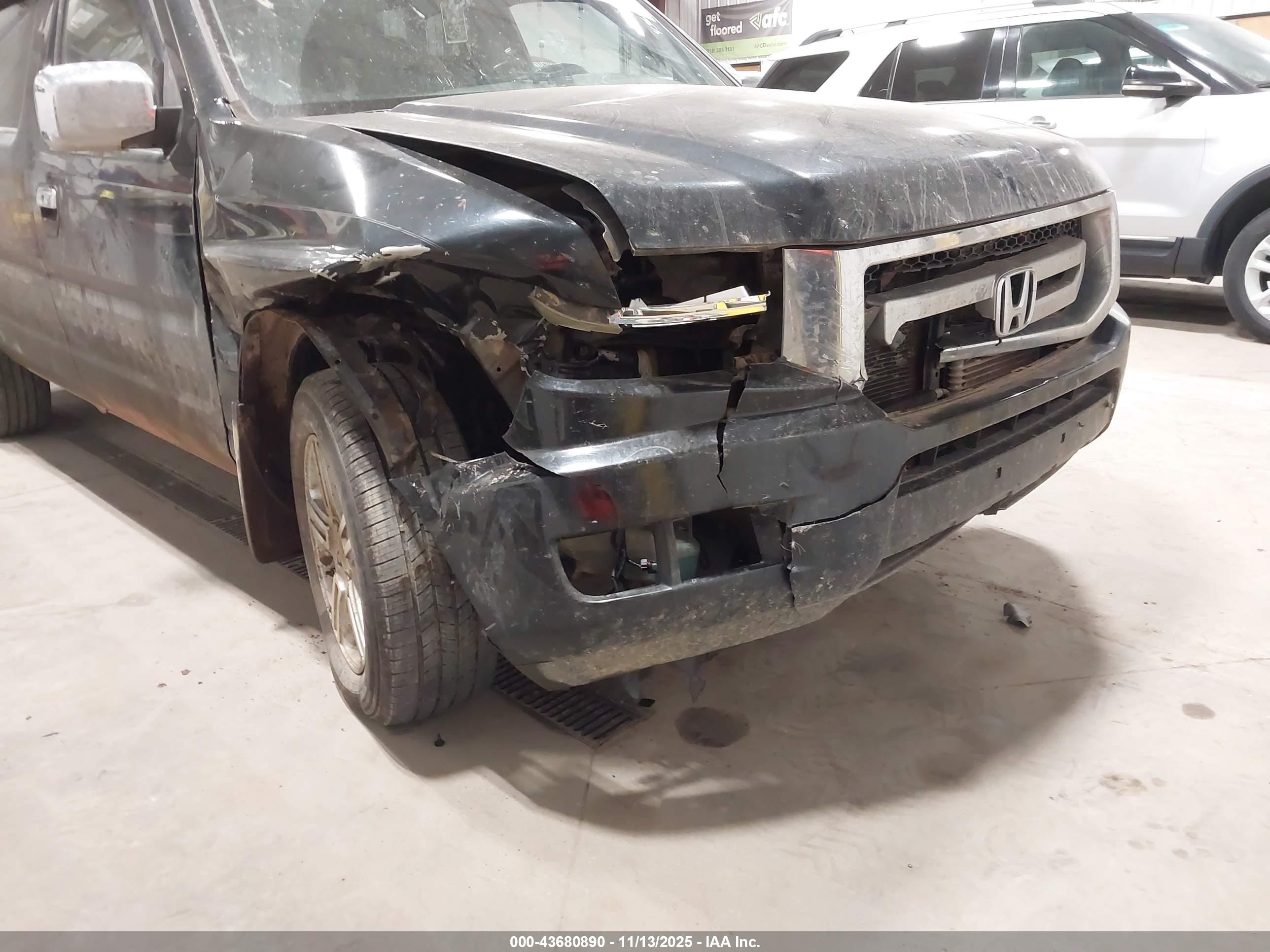 HONDA RIDGELINE image 6