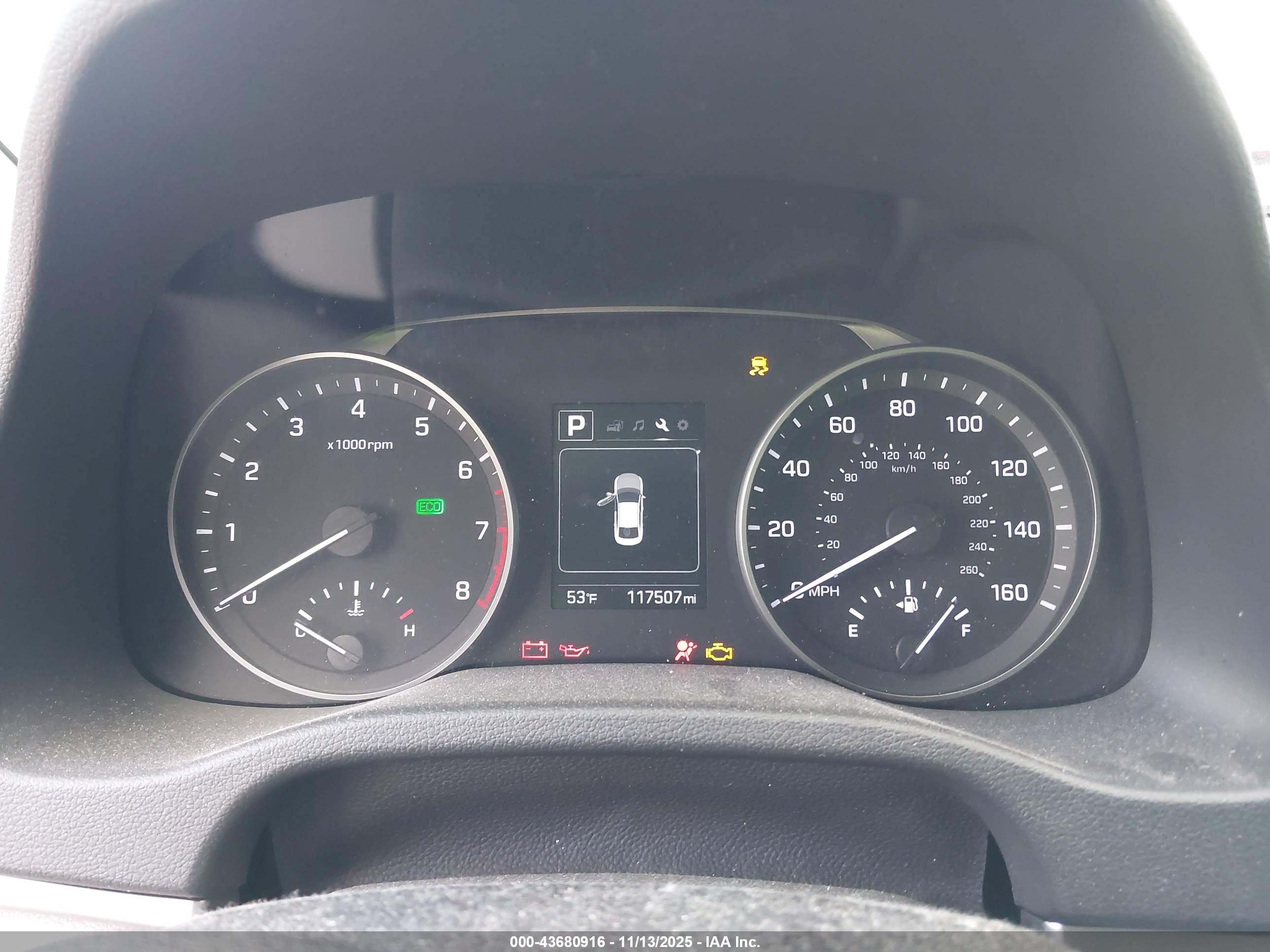 HYUNDAI ELANTRA image 7