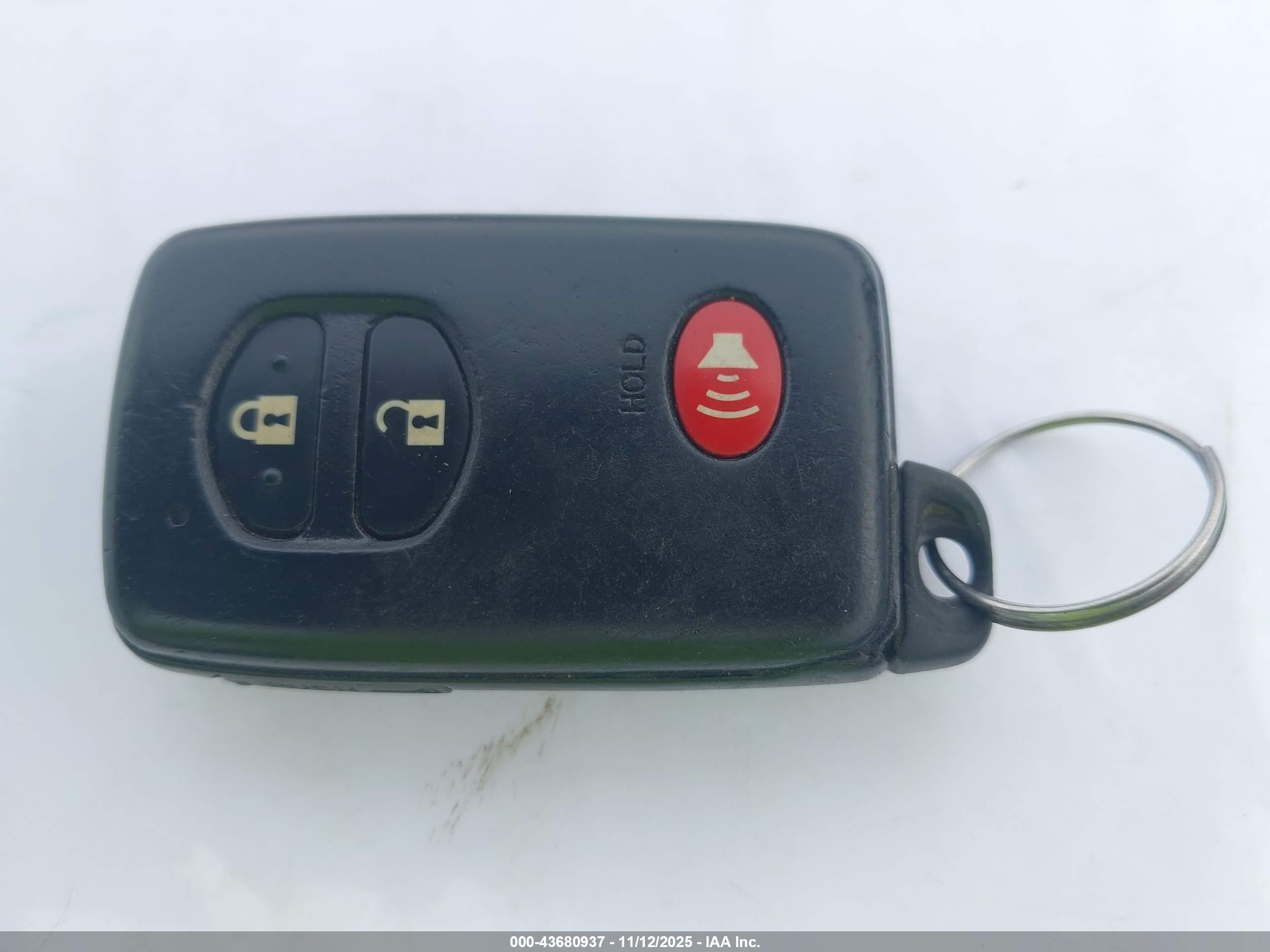 TOYOTA PRIUS image 11