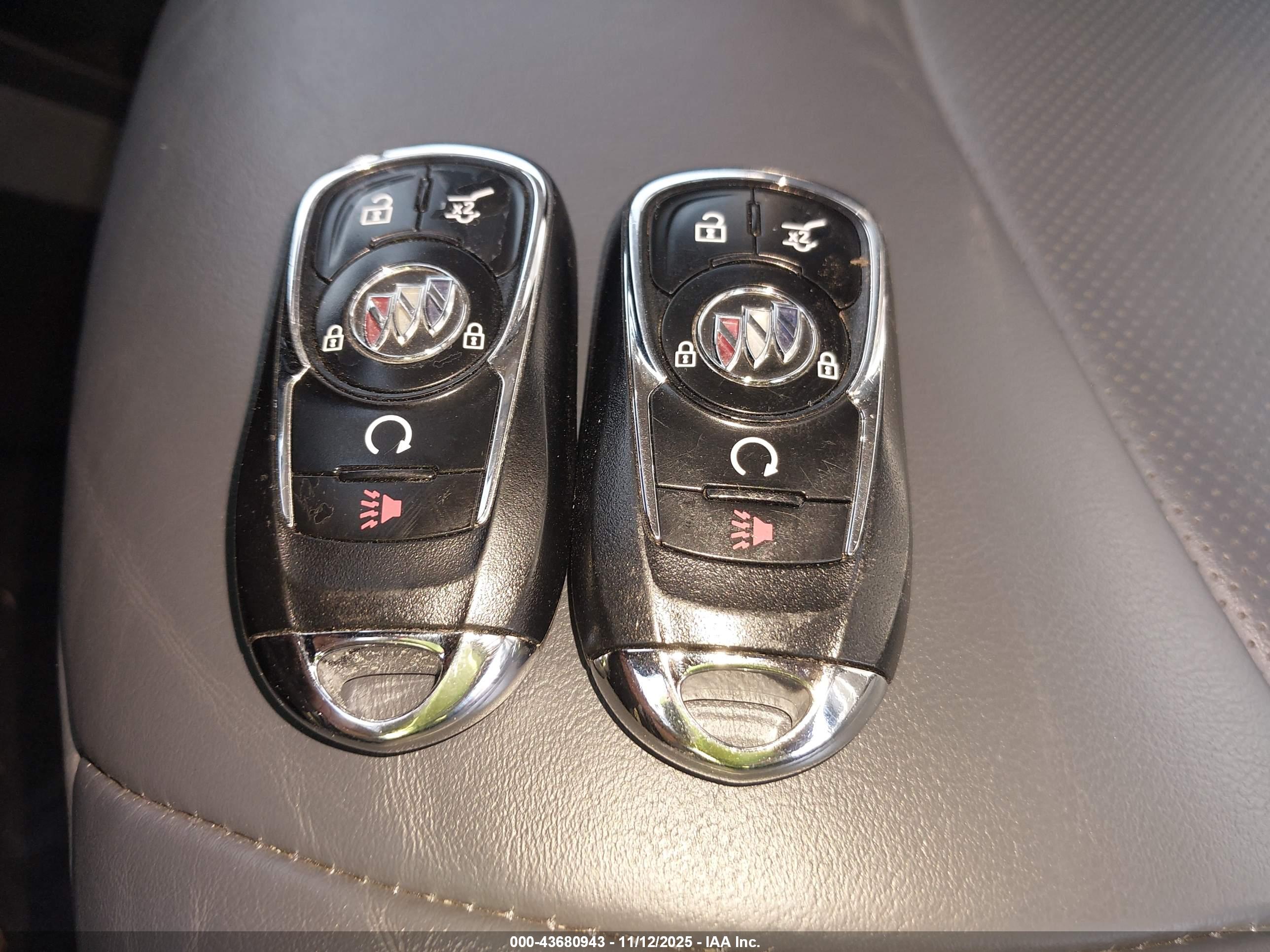 BUICK ENCLAVE image 11