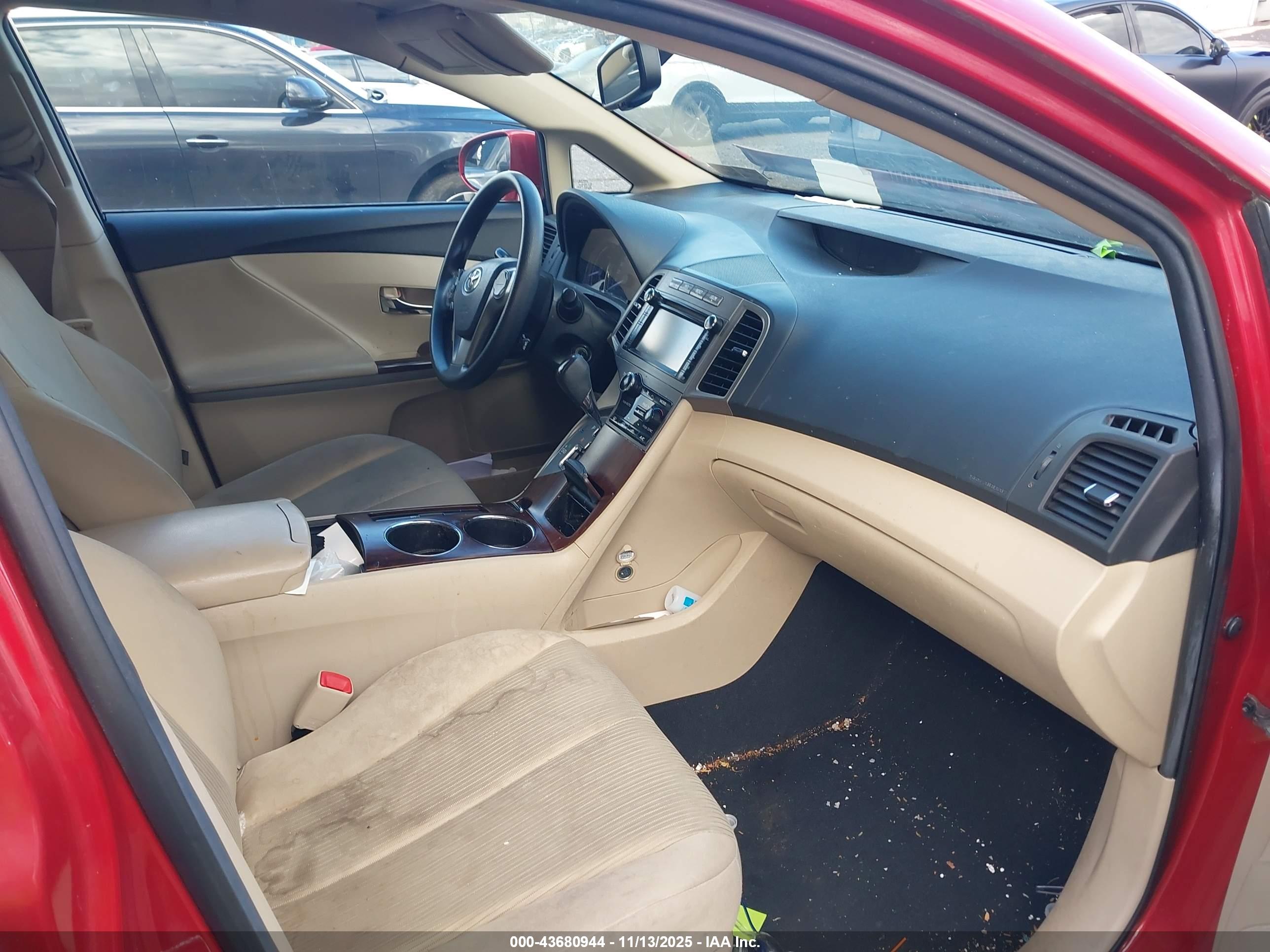 TOYOTA VENZA image 5