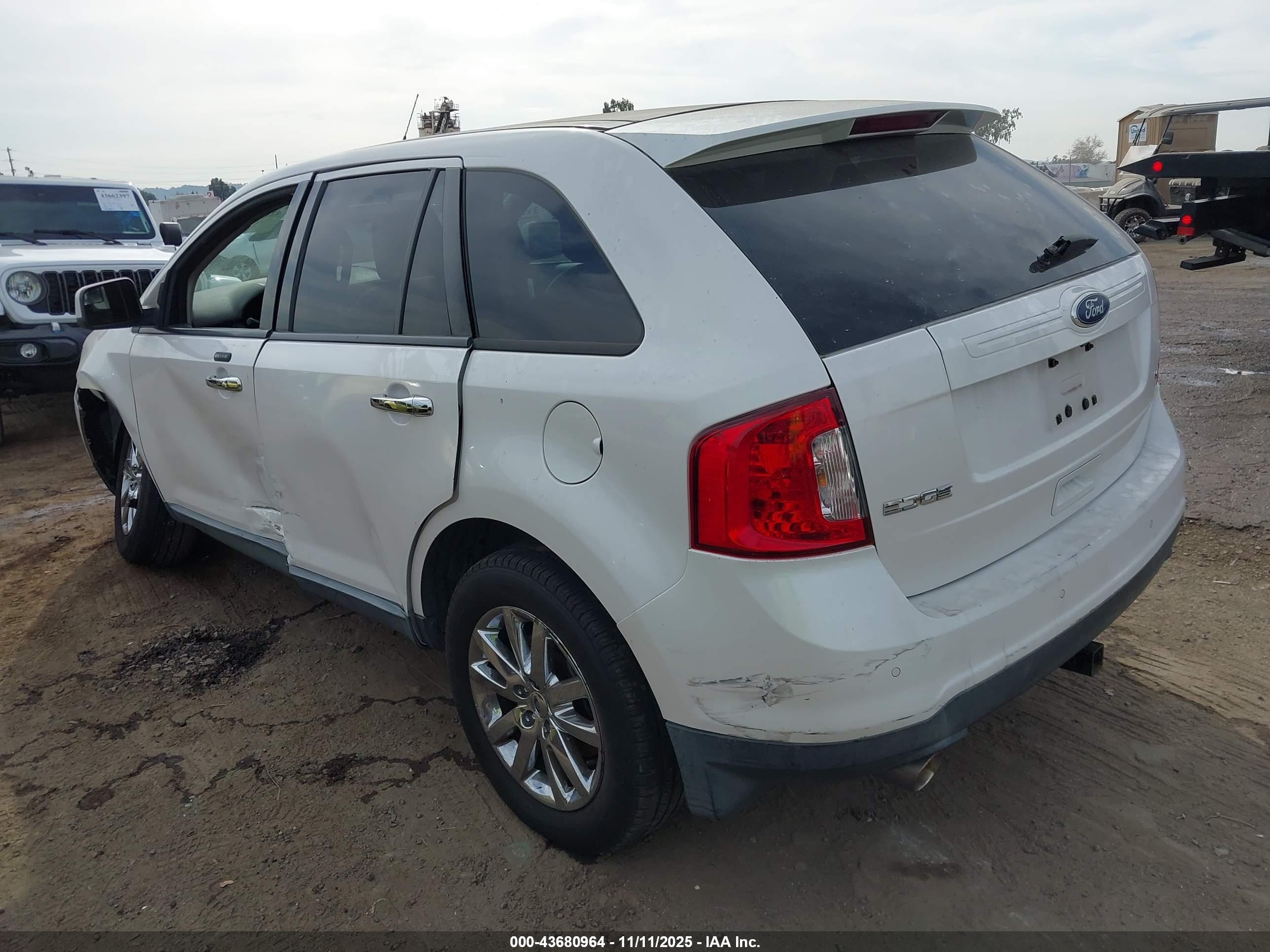 FORD EDGE image 3