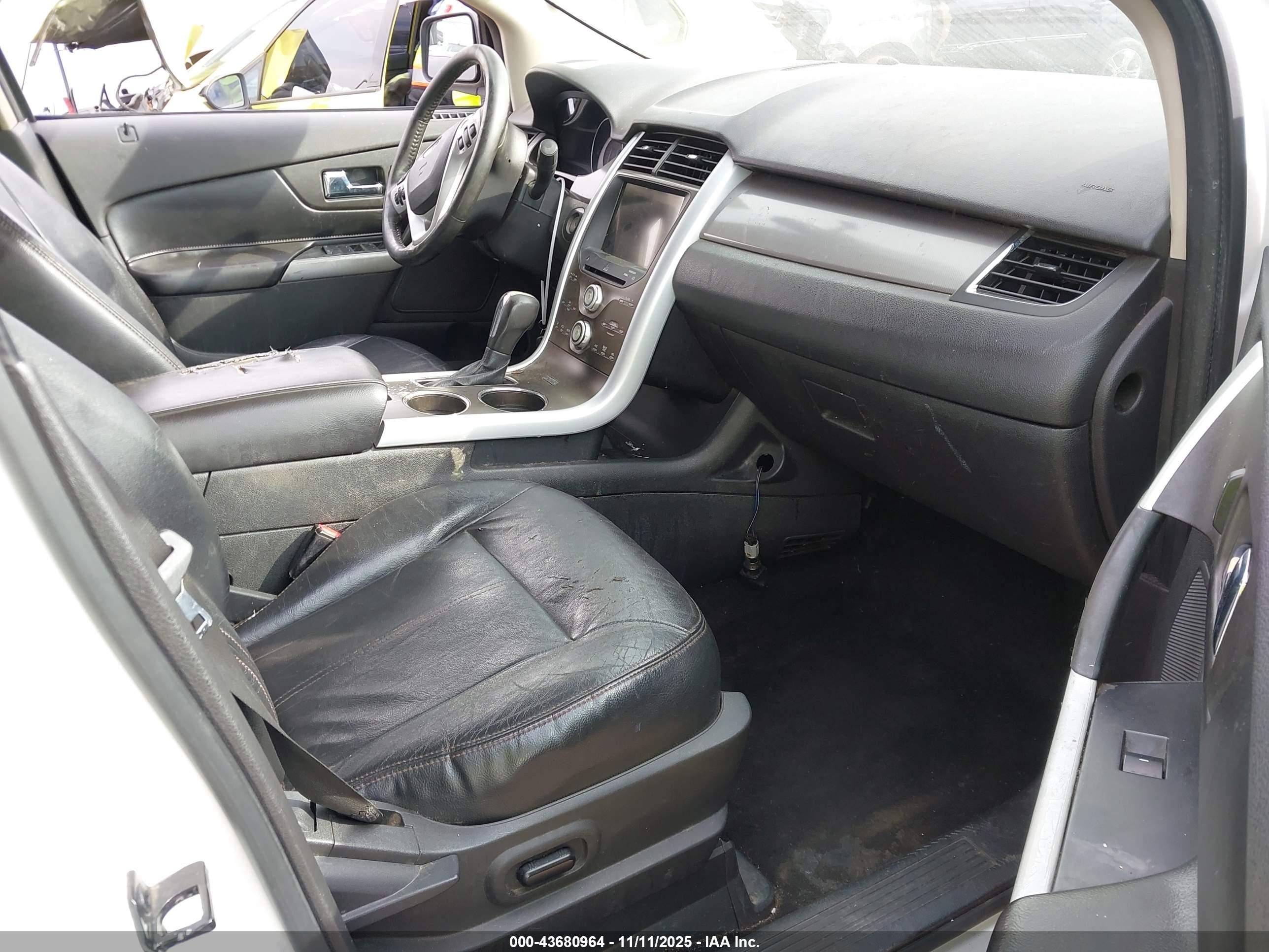 FORD EDGE image 5