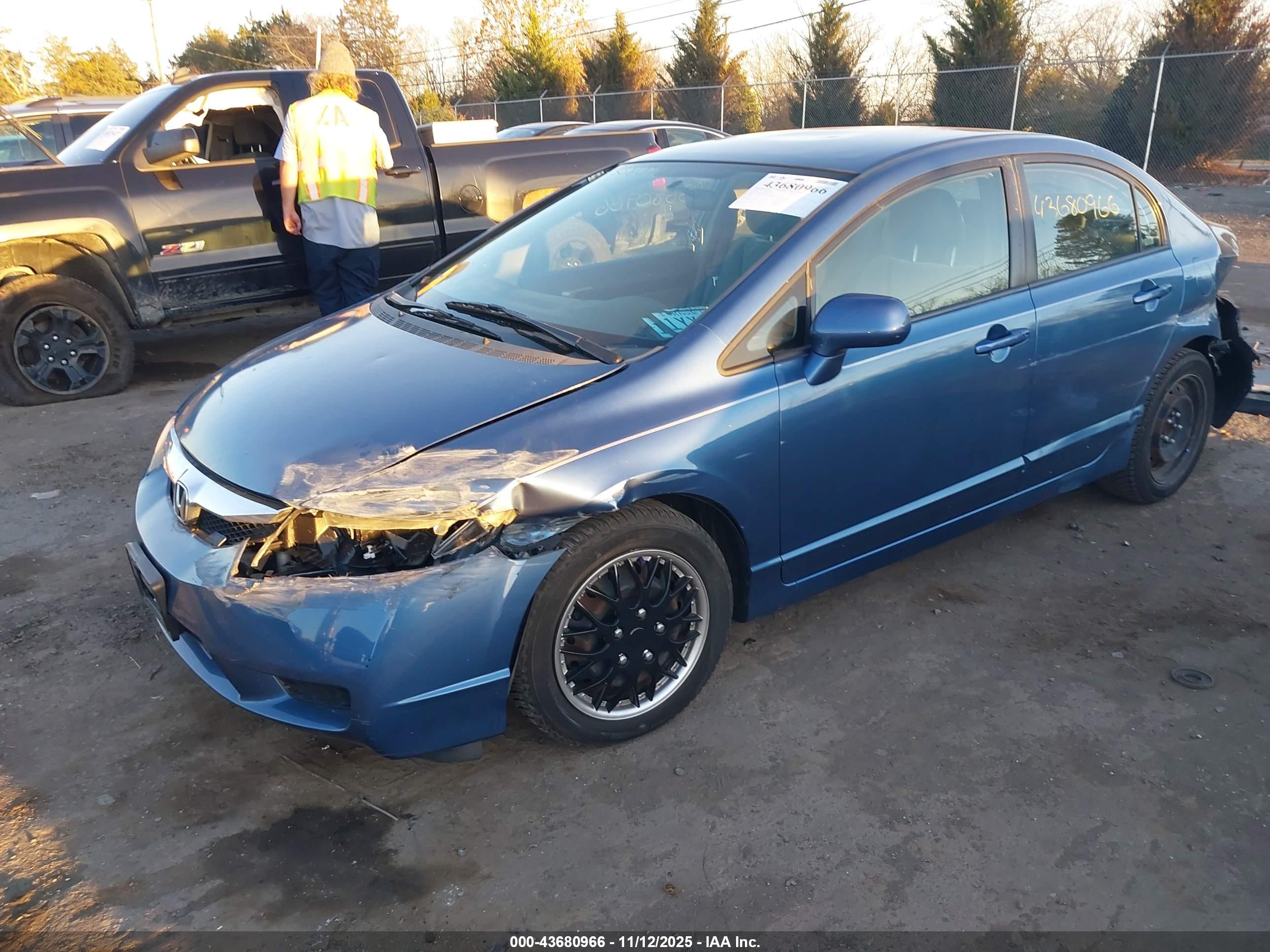 HONDA CIVIC image 2