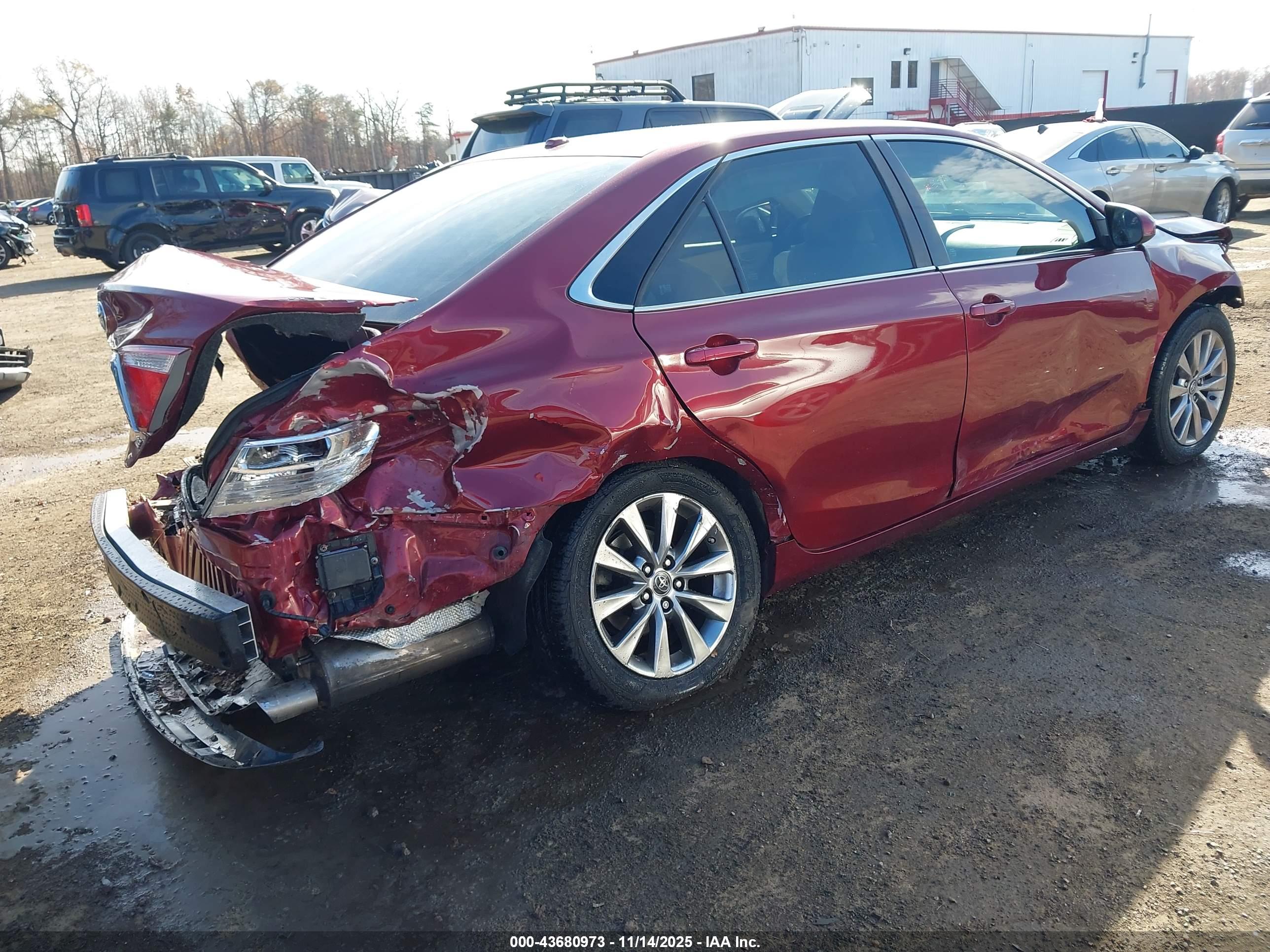 TOYOTA CAMRY image 4