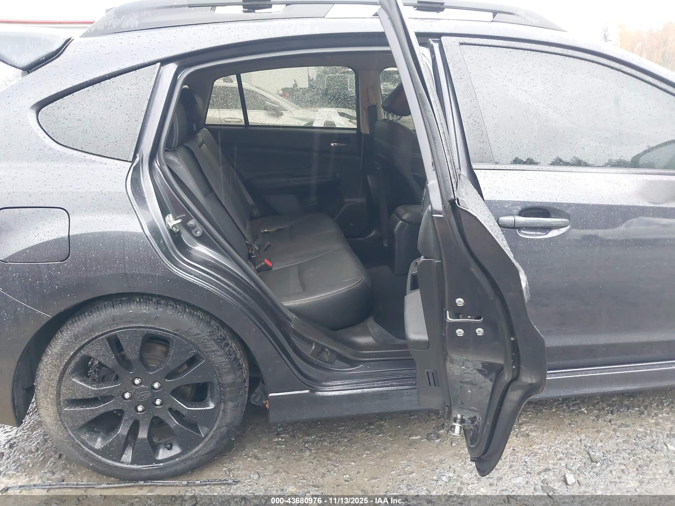 SUBARU IMPREZA image 8