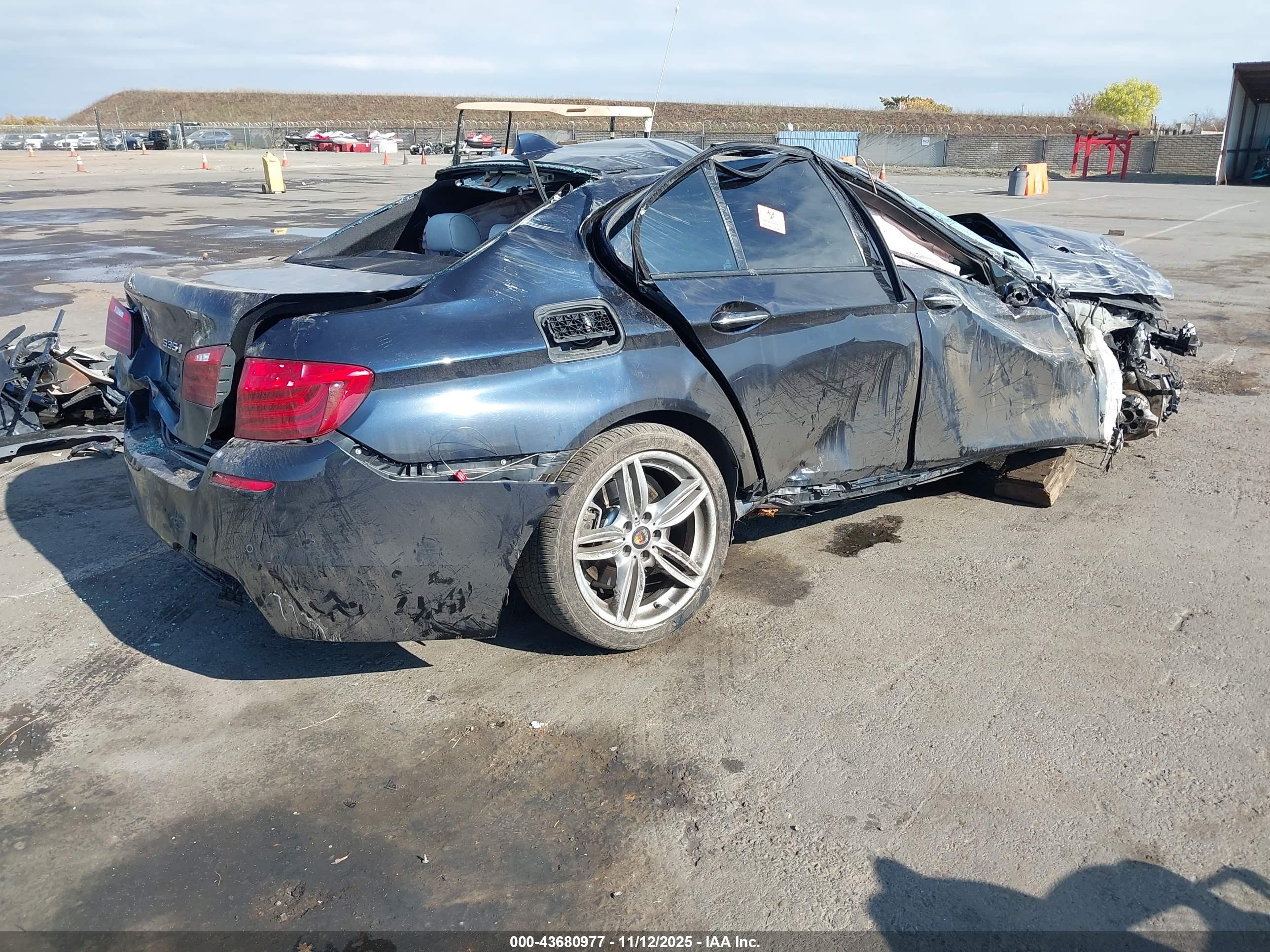 BMW 535I image 4