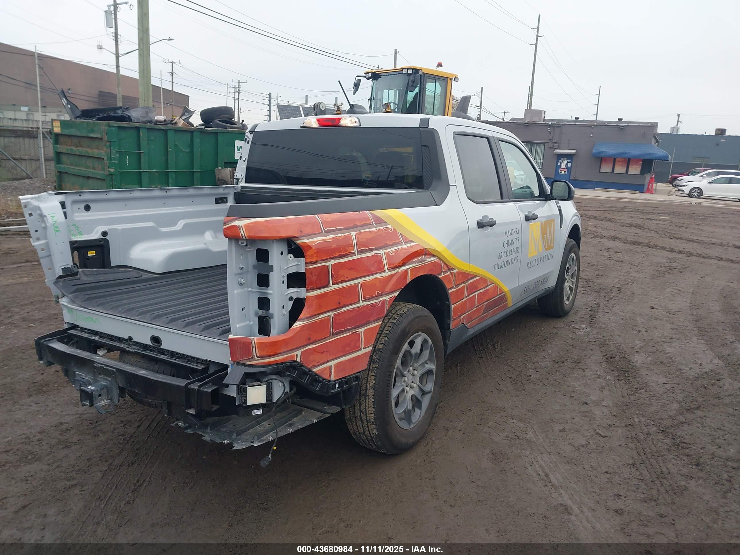 FORD MAVERICK image 4