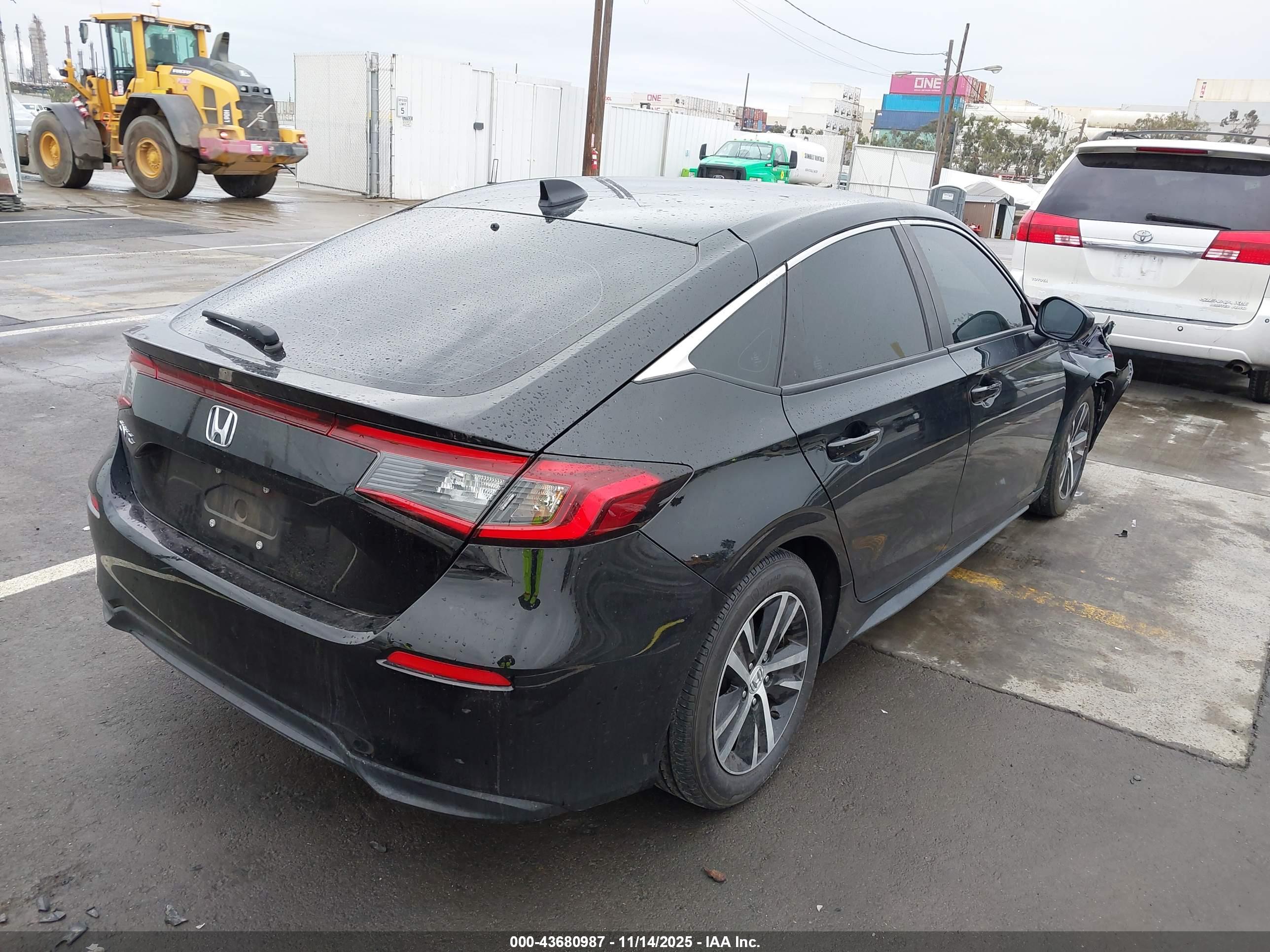 HONDA CIVIC image 4