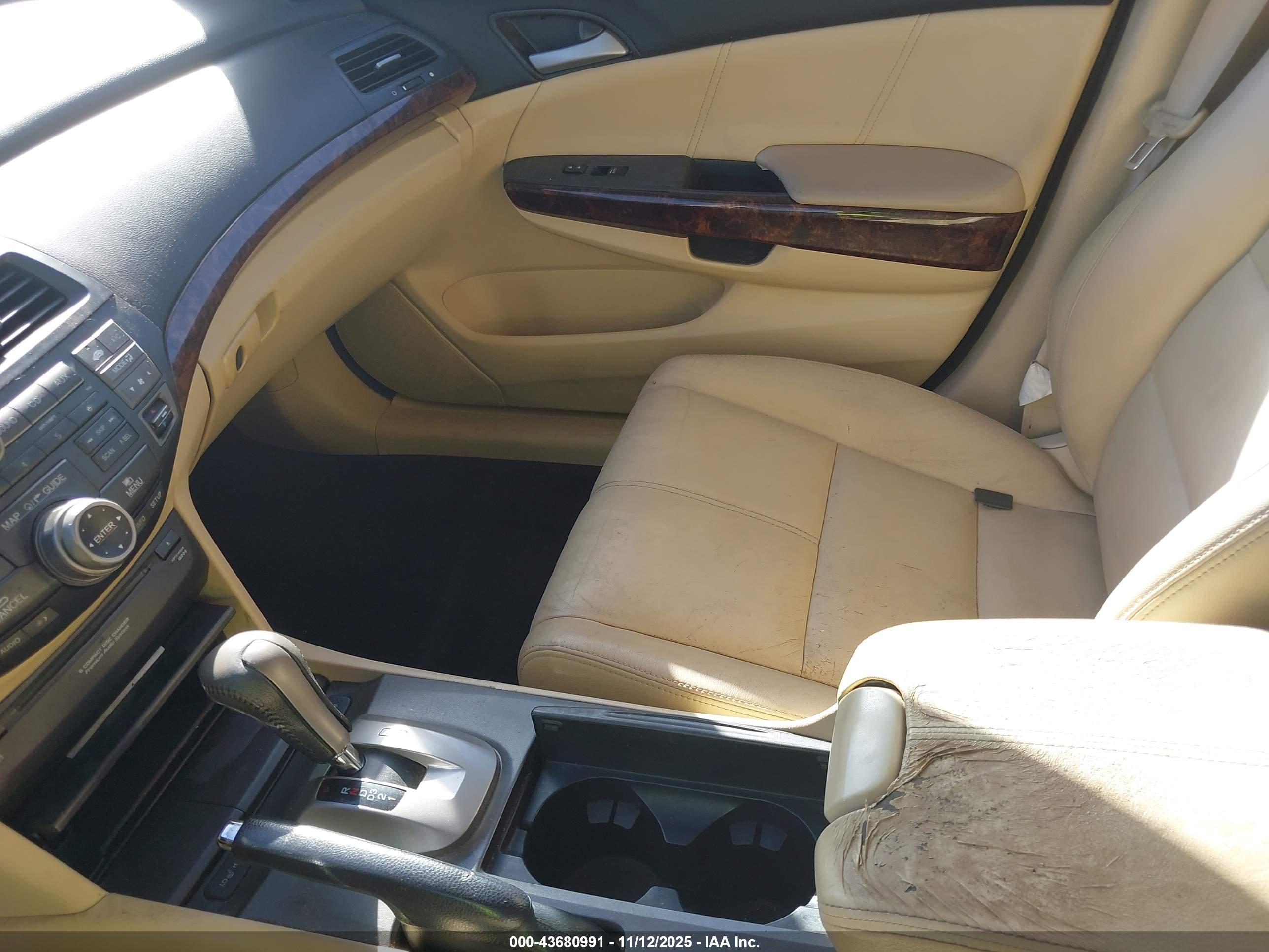 HONDA ACCORD image 5