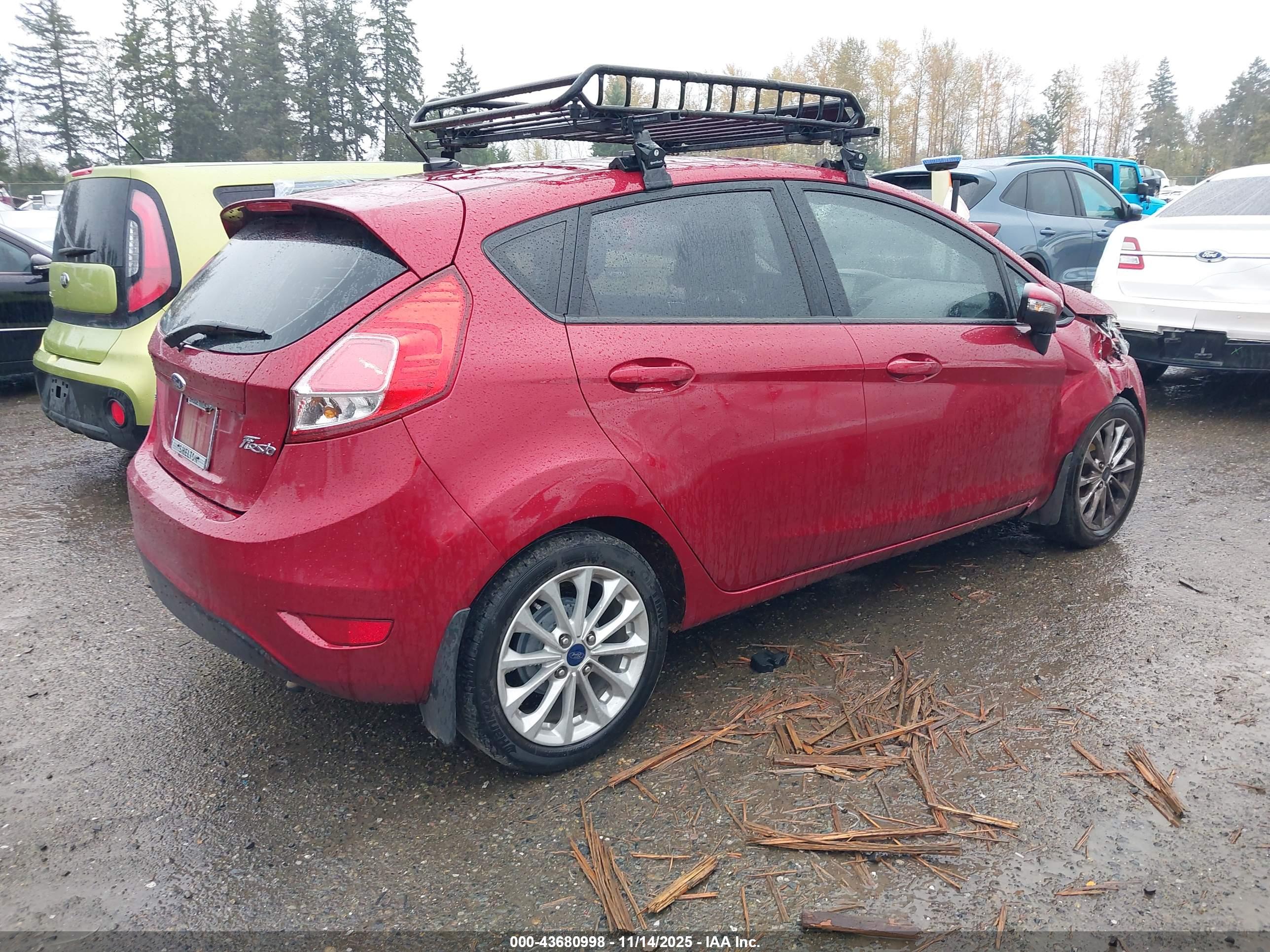 FORD FIESTA image 4