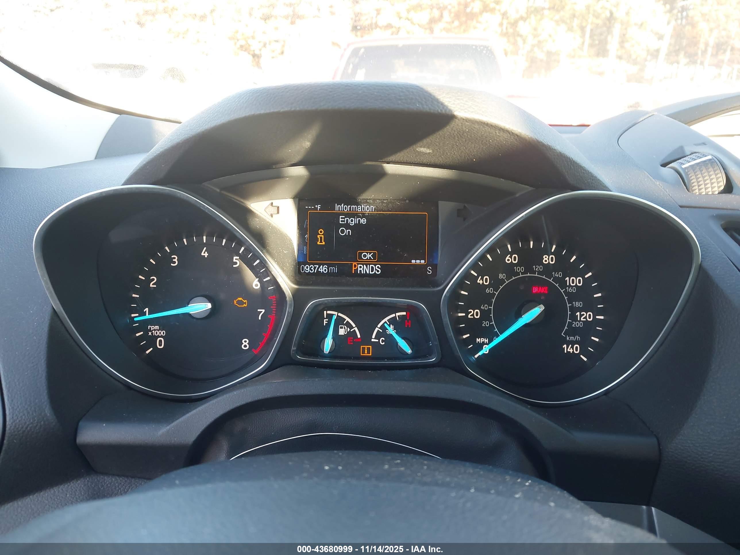FORD ESCAPE image 7