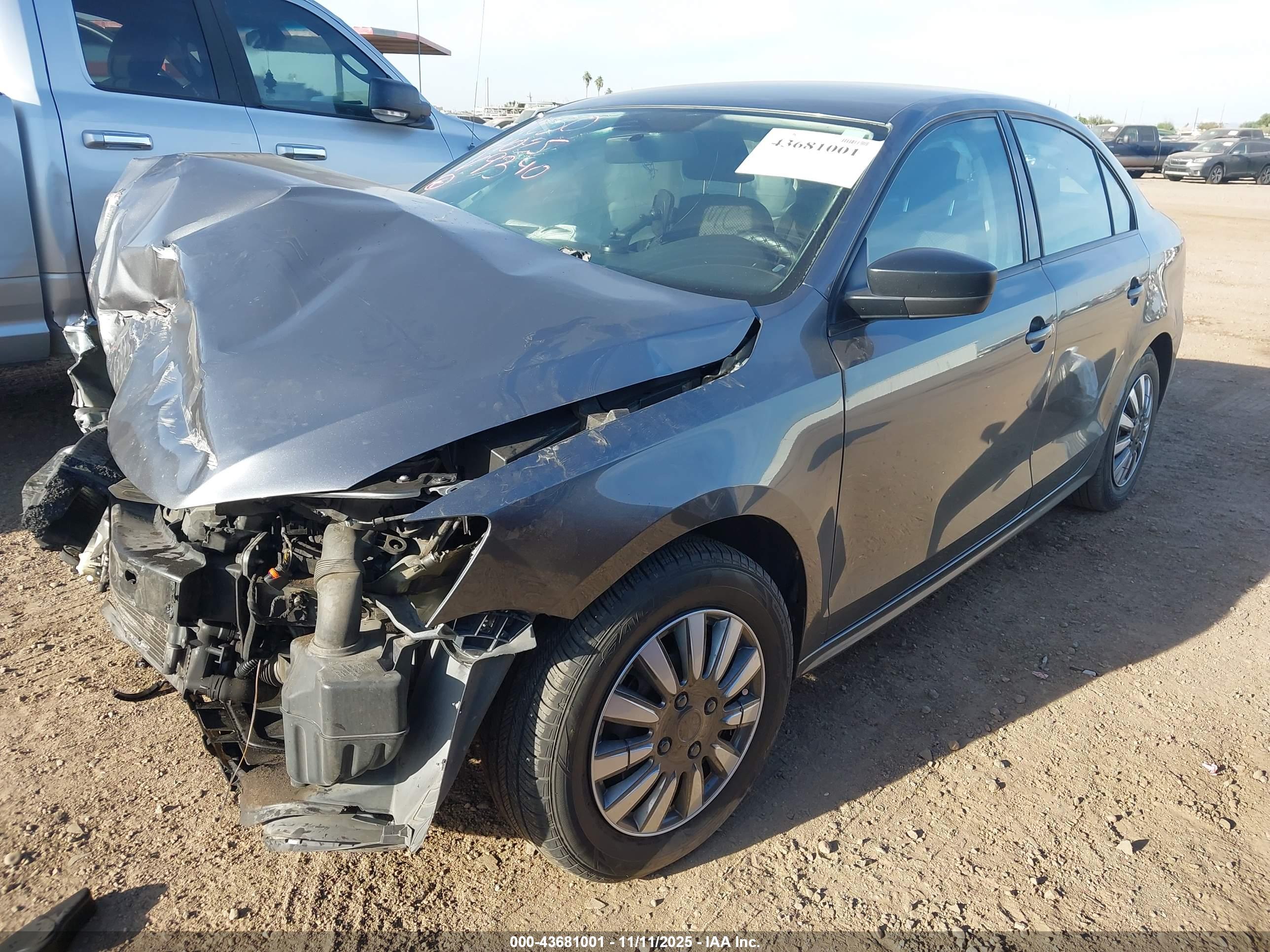 VOLKSWAGEN JETTA image 2