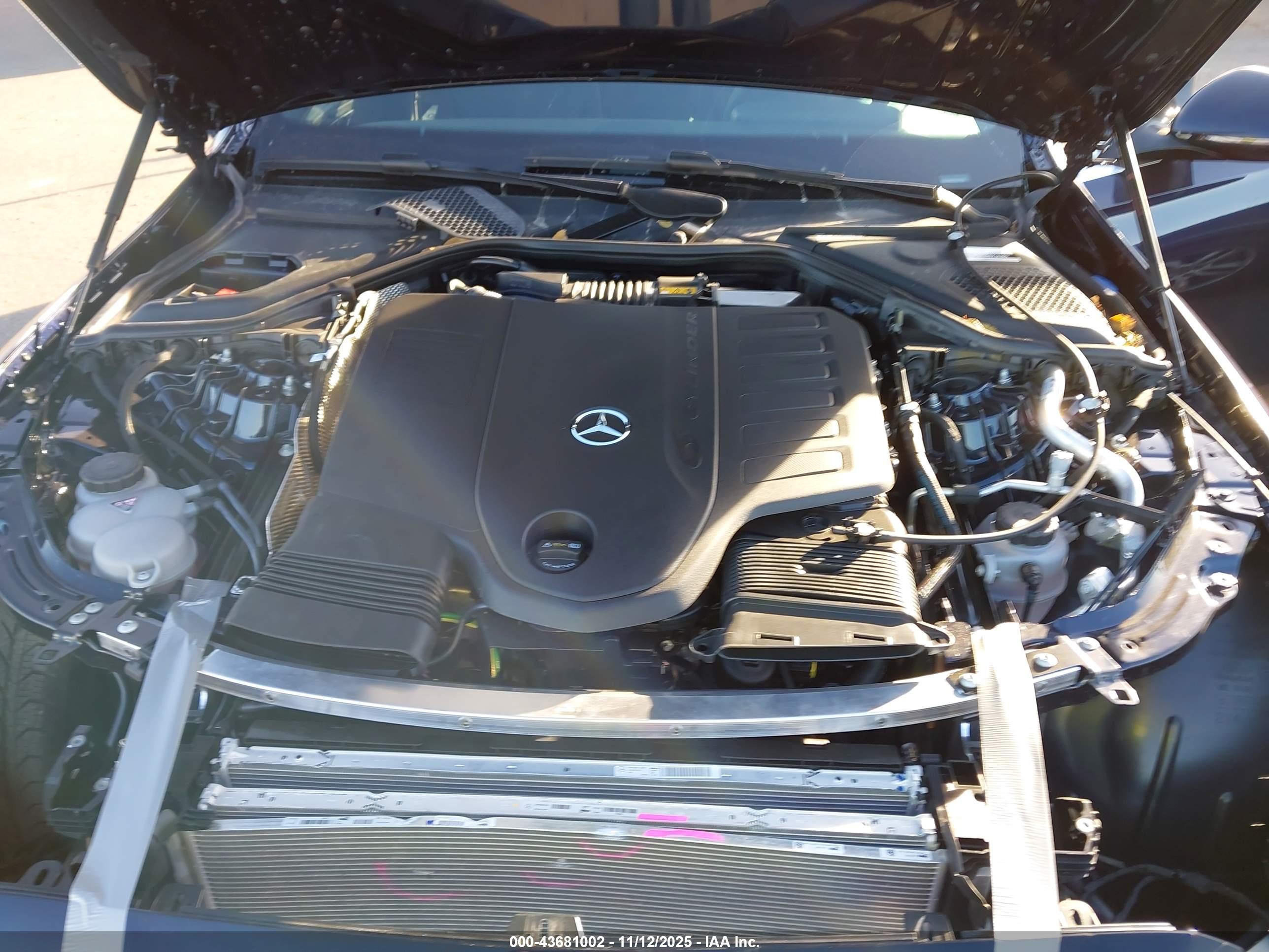 MERCEDES-BENZ E image 10