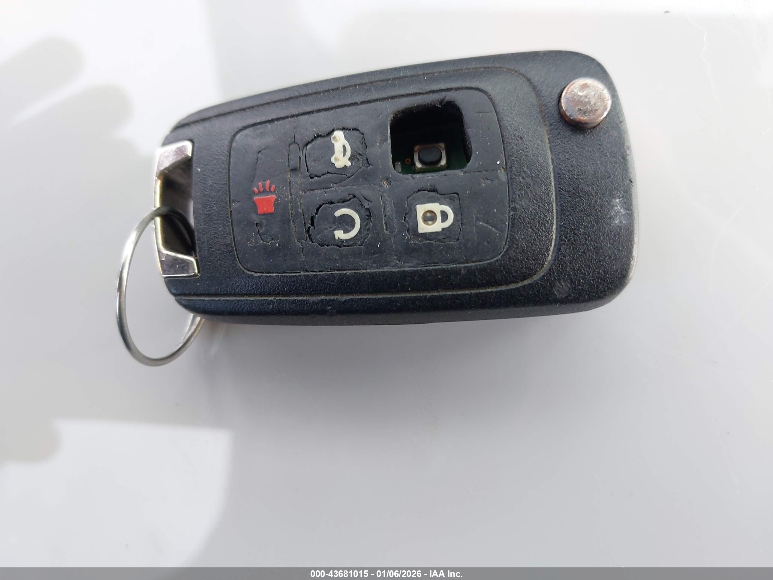 CHEVROLET EQUINOX image 11