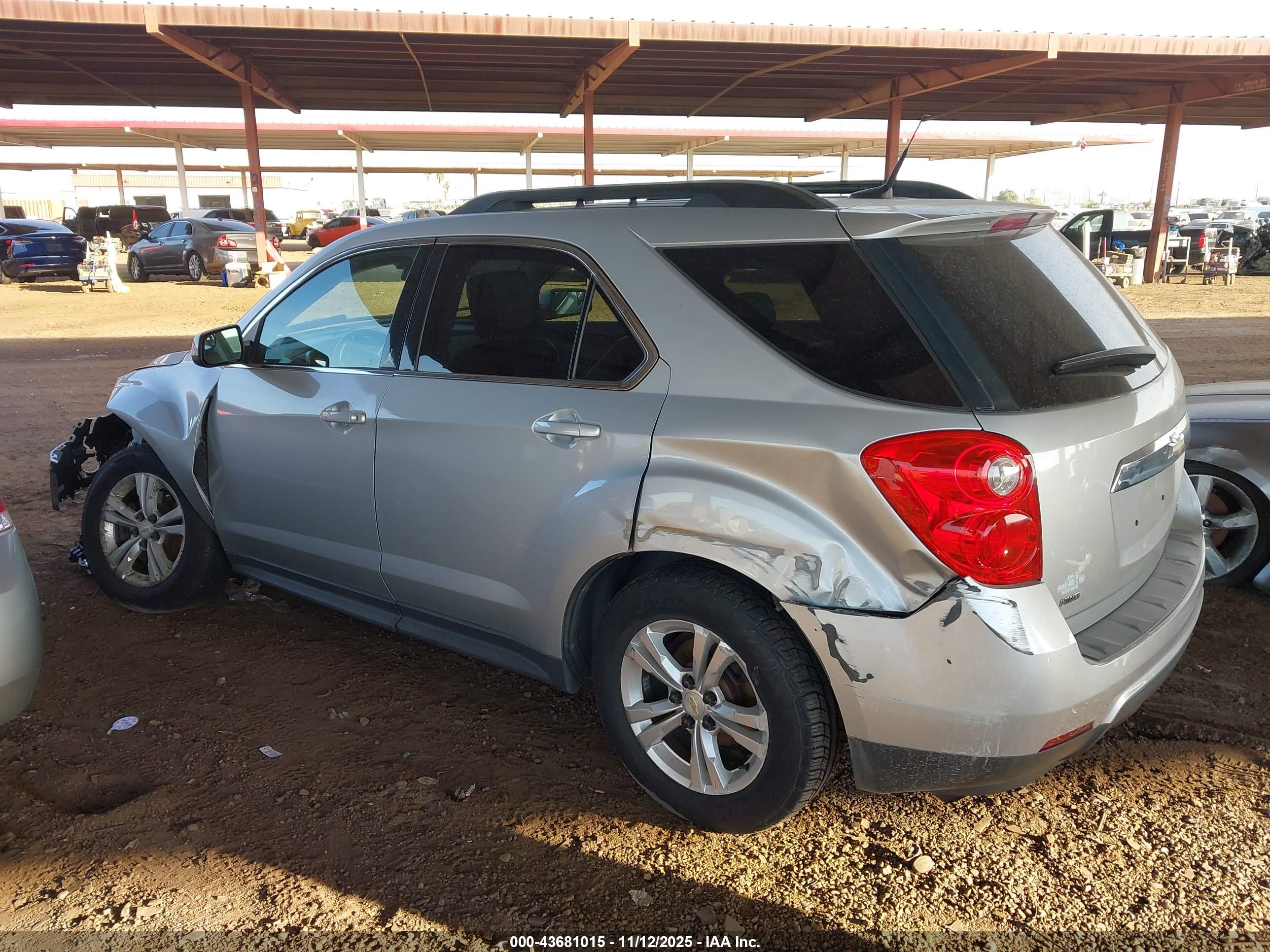CHEVROLET EQUINOX image 3
