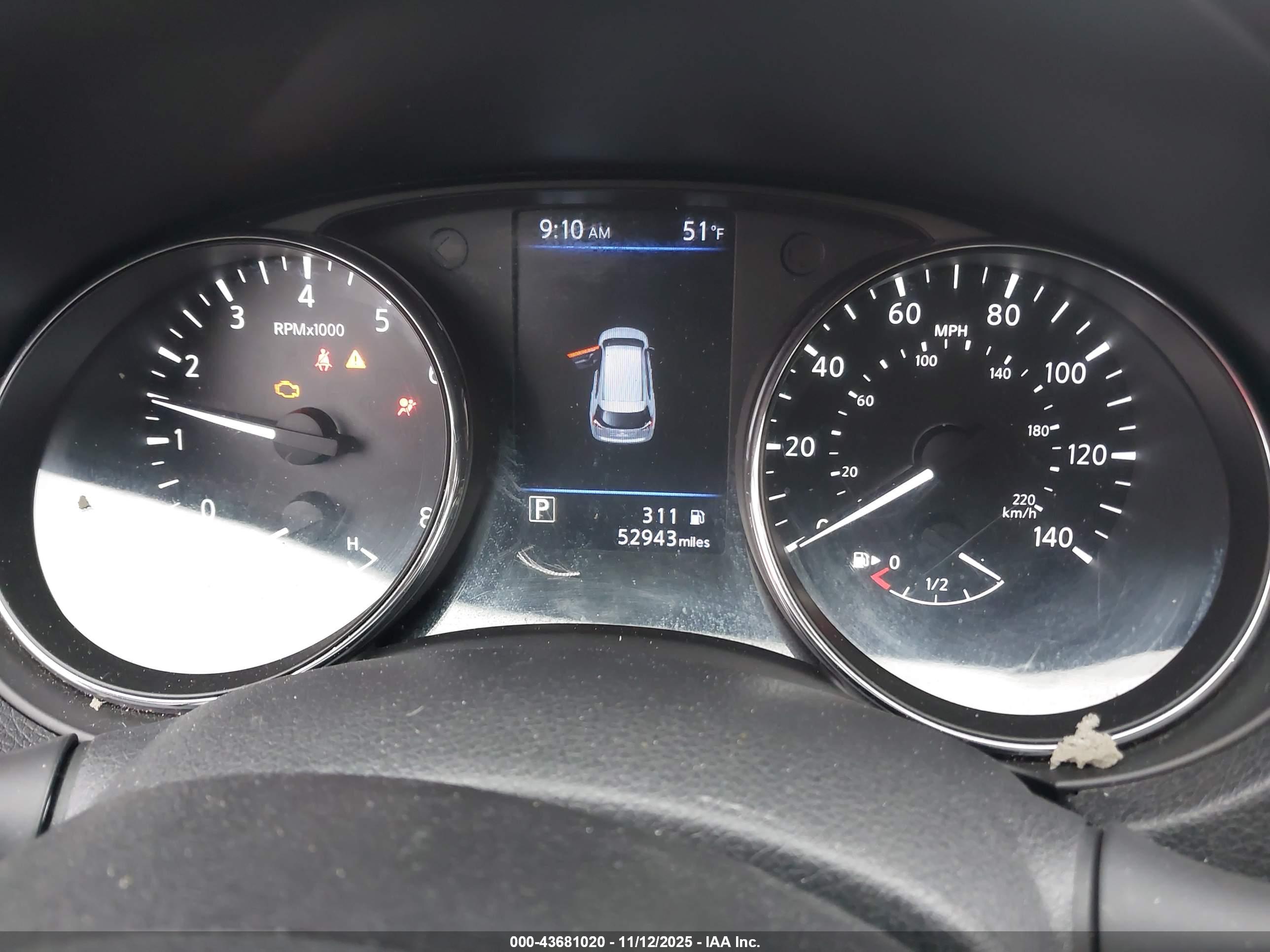 NISSAN ROGUE image 7