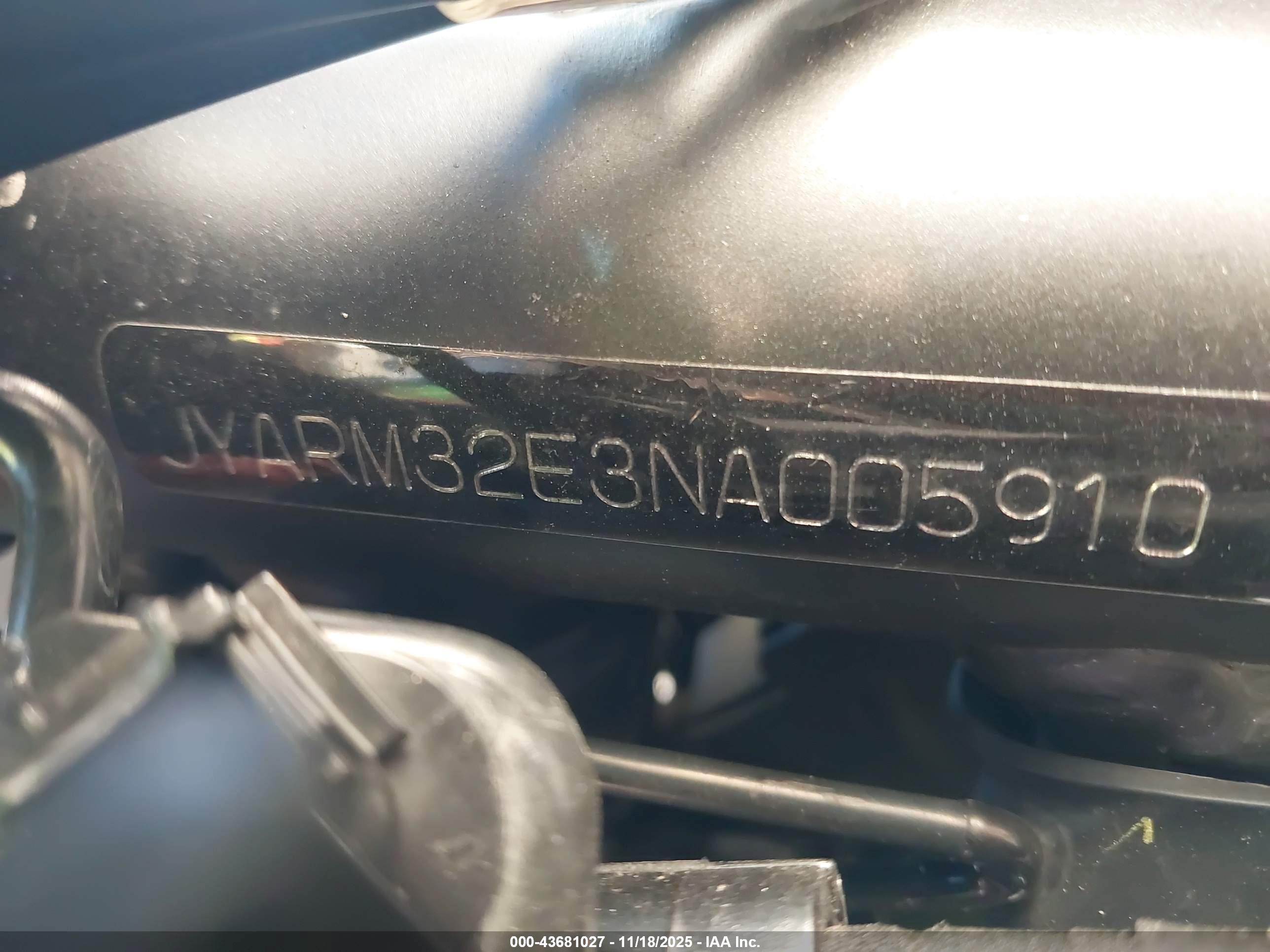 YAMAHA MT07 image 10