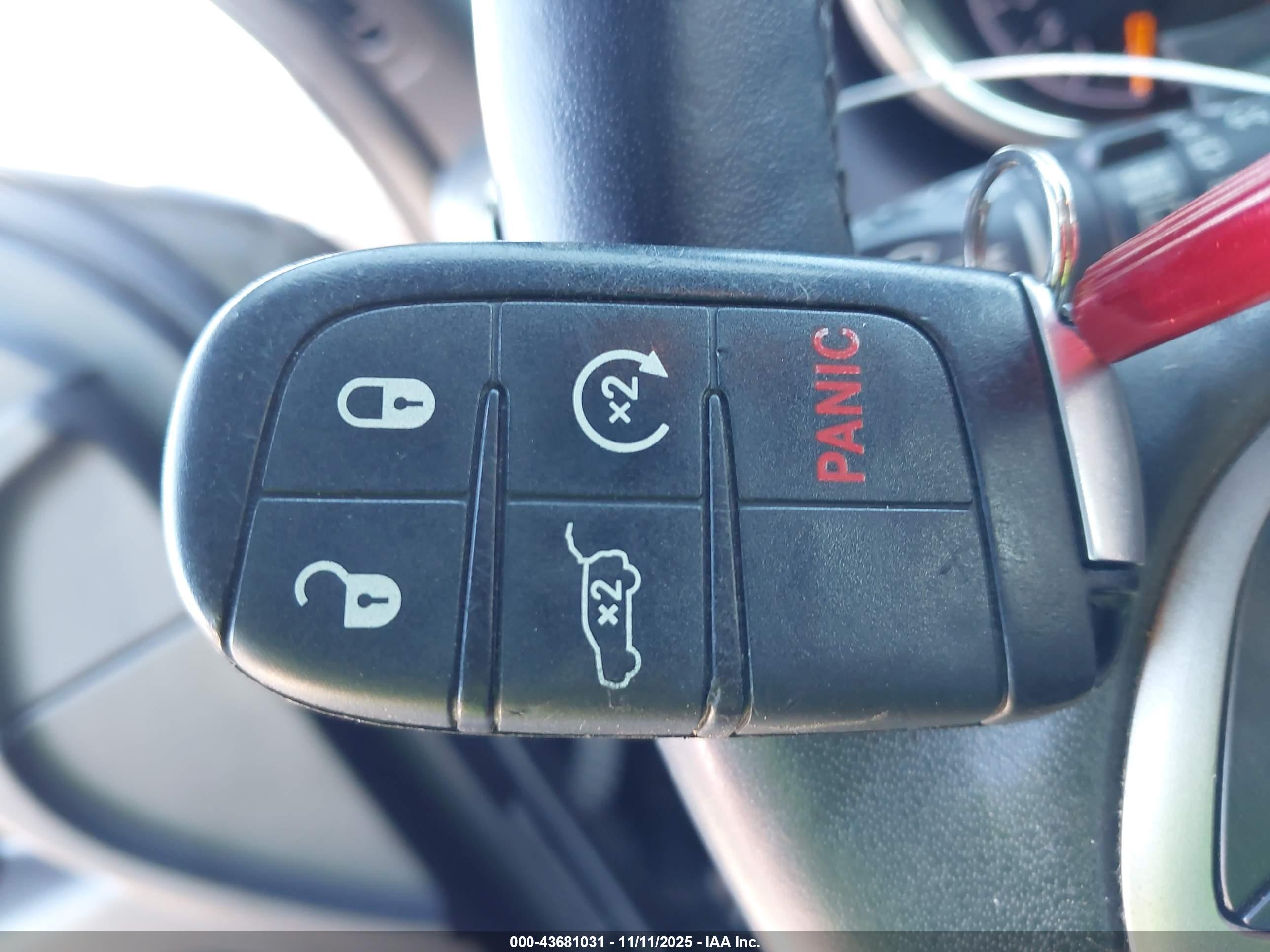 JEEP GRAND image 11