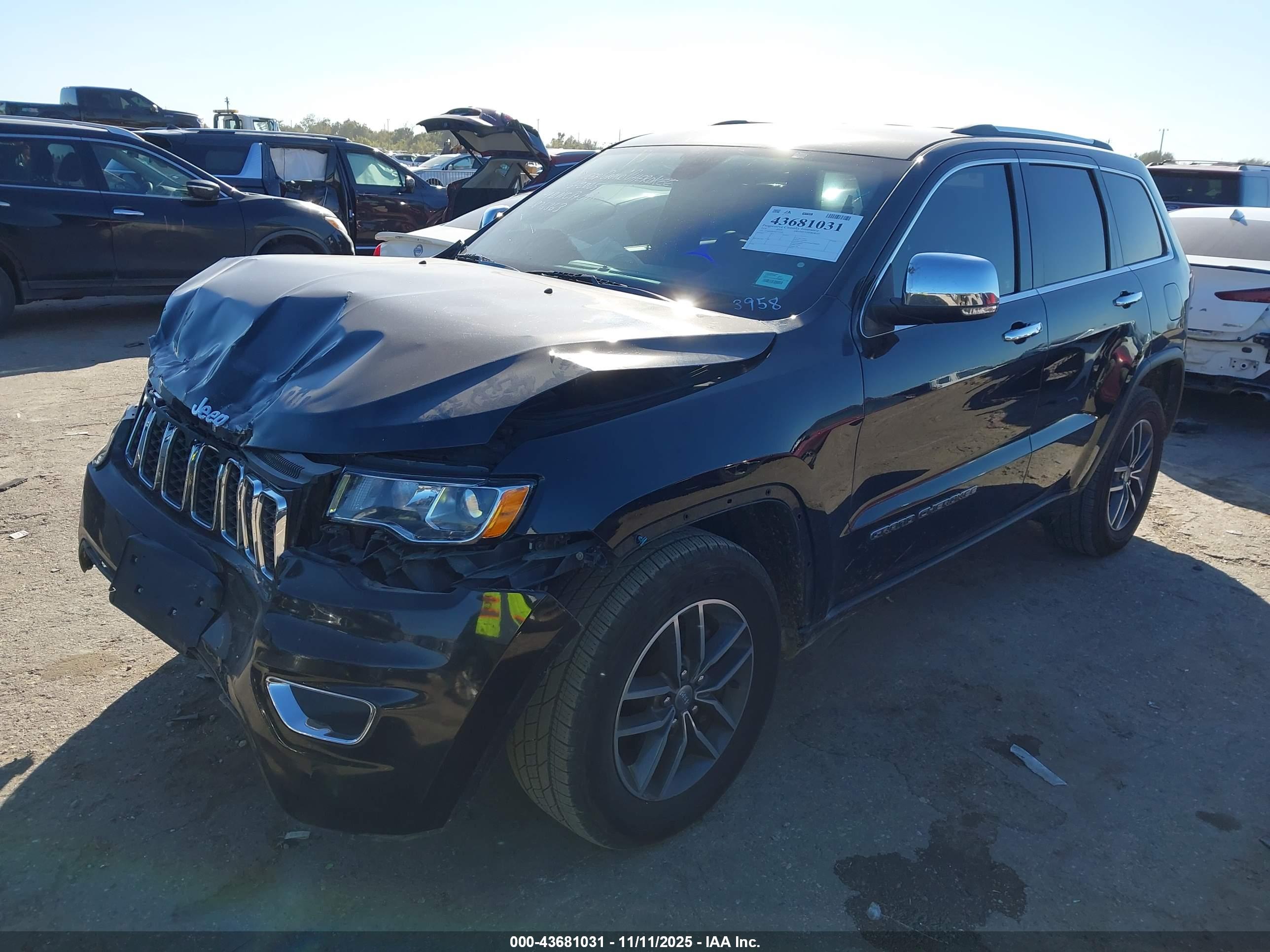 JEEP GRAND image 2