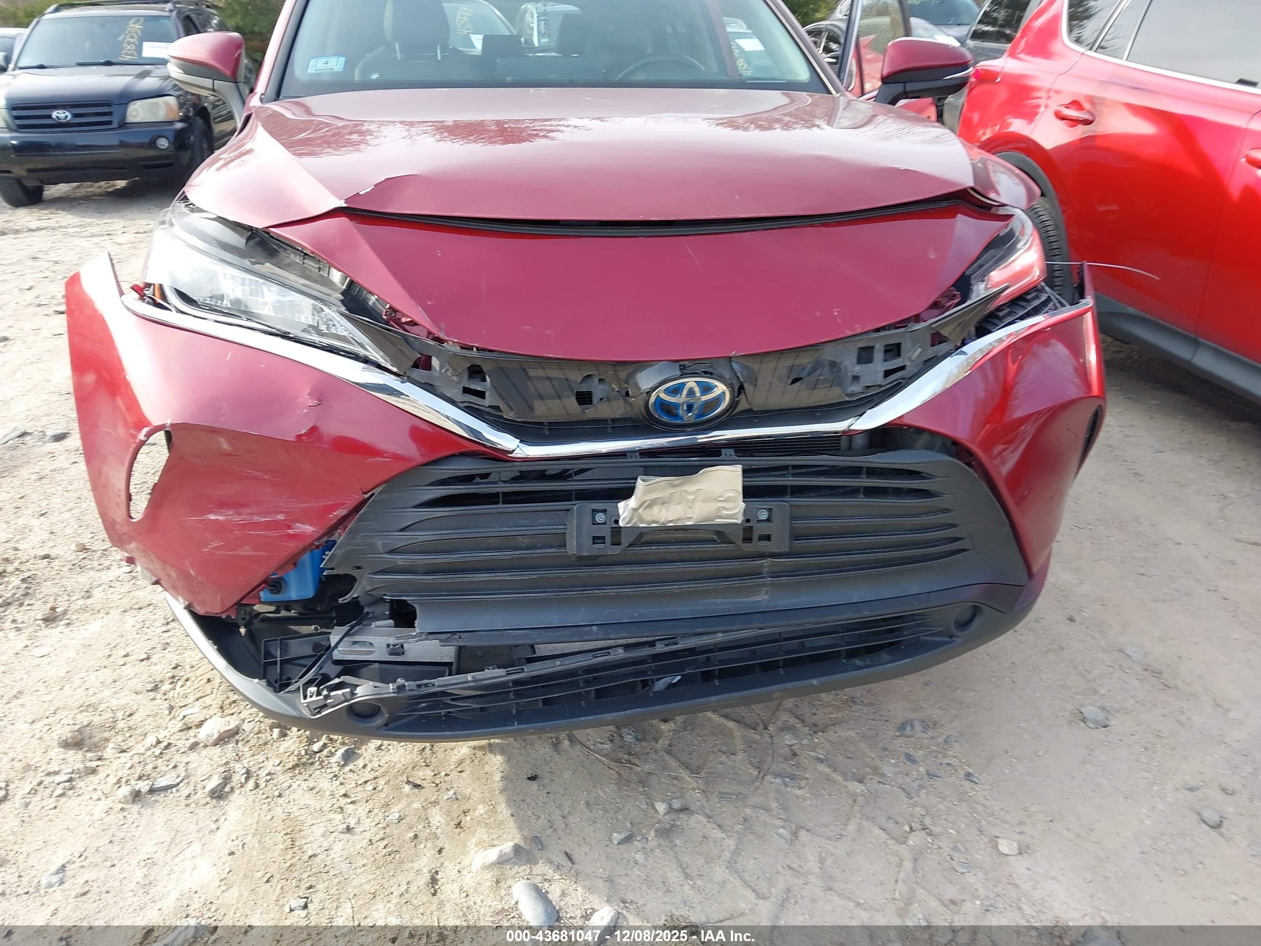 TOYOTA VENZA image 6