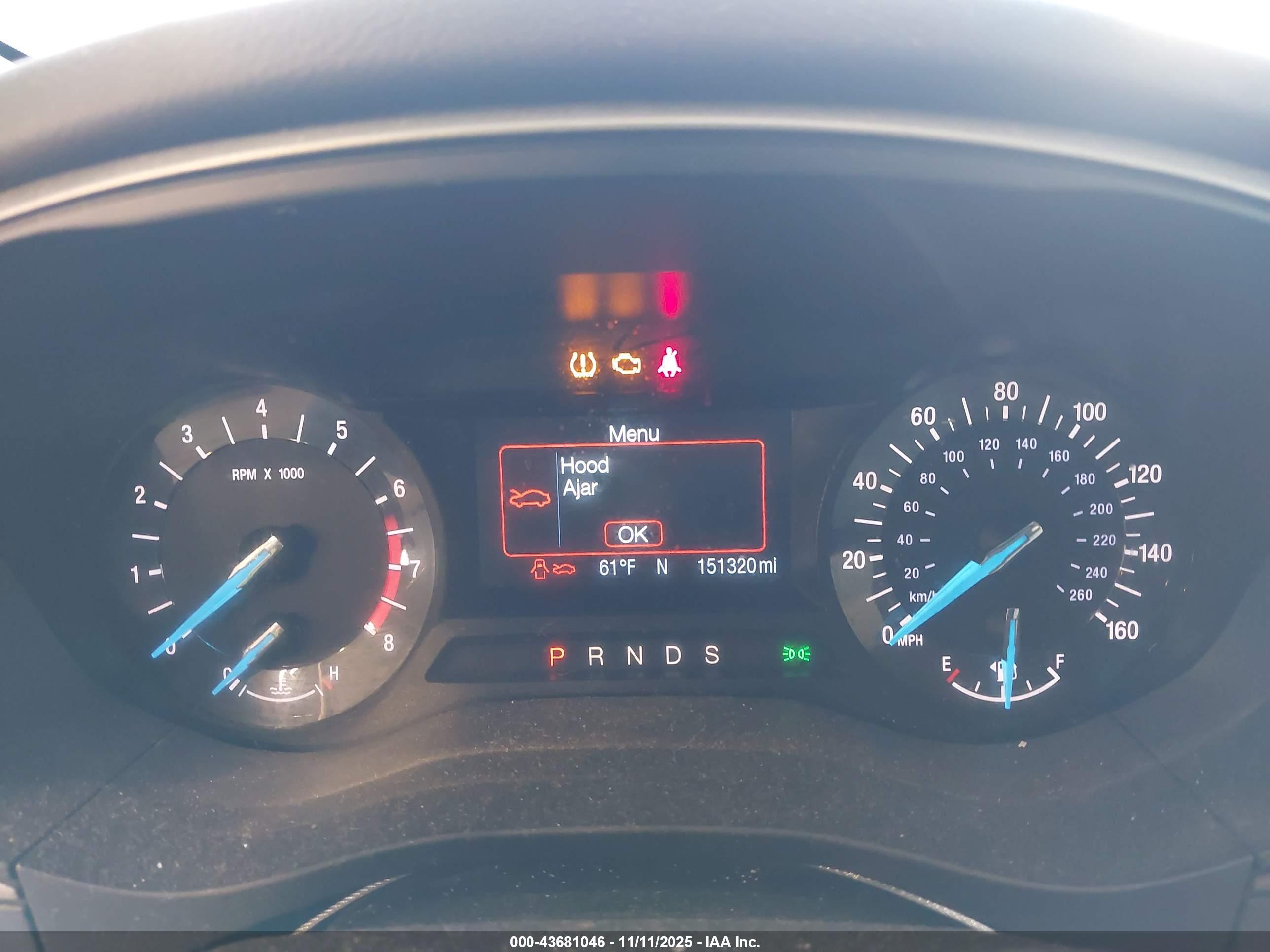 FORD FUSION image 7