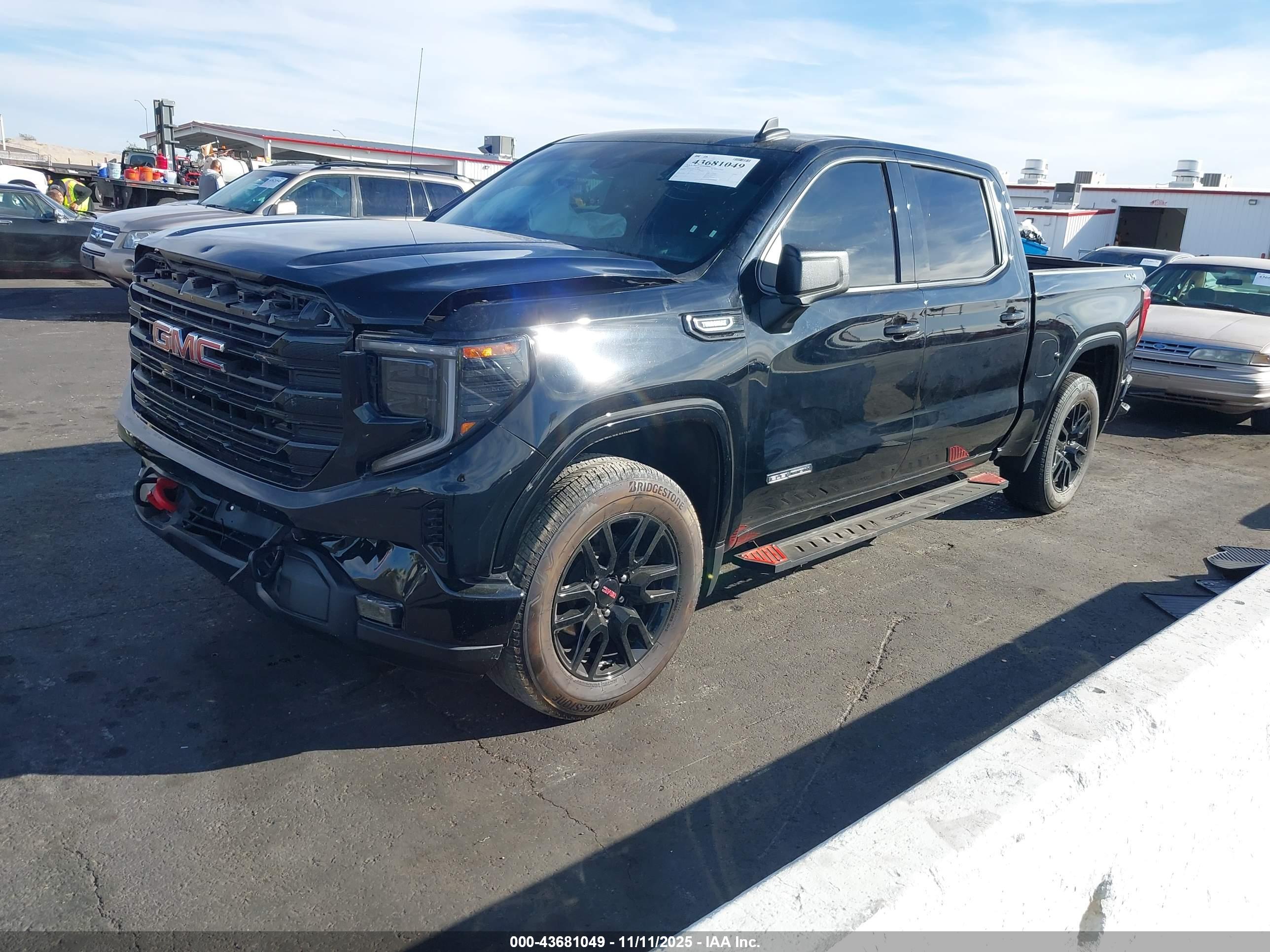 GMC SIERRA image 2