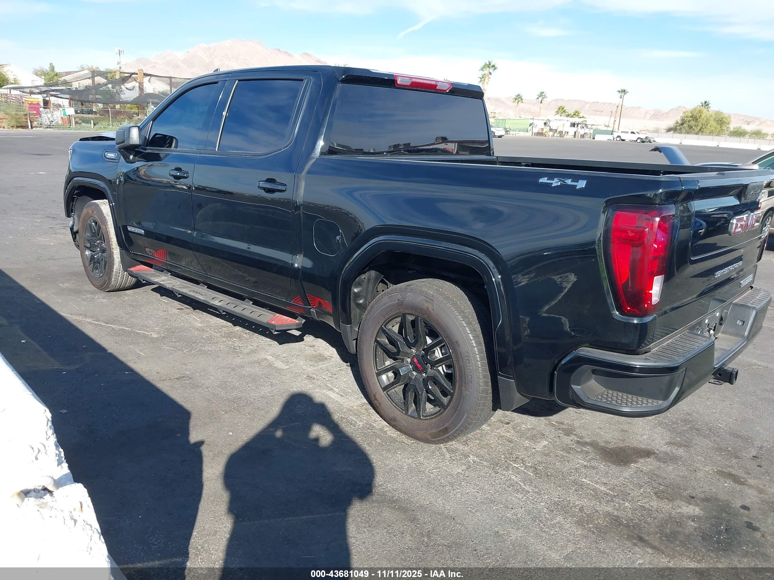 GMC SIERRA image 3