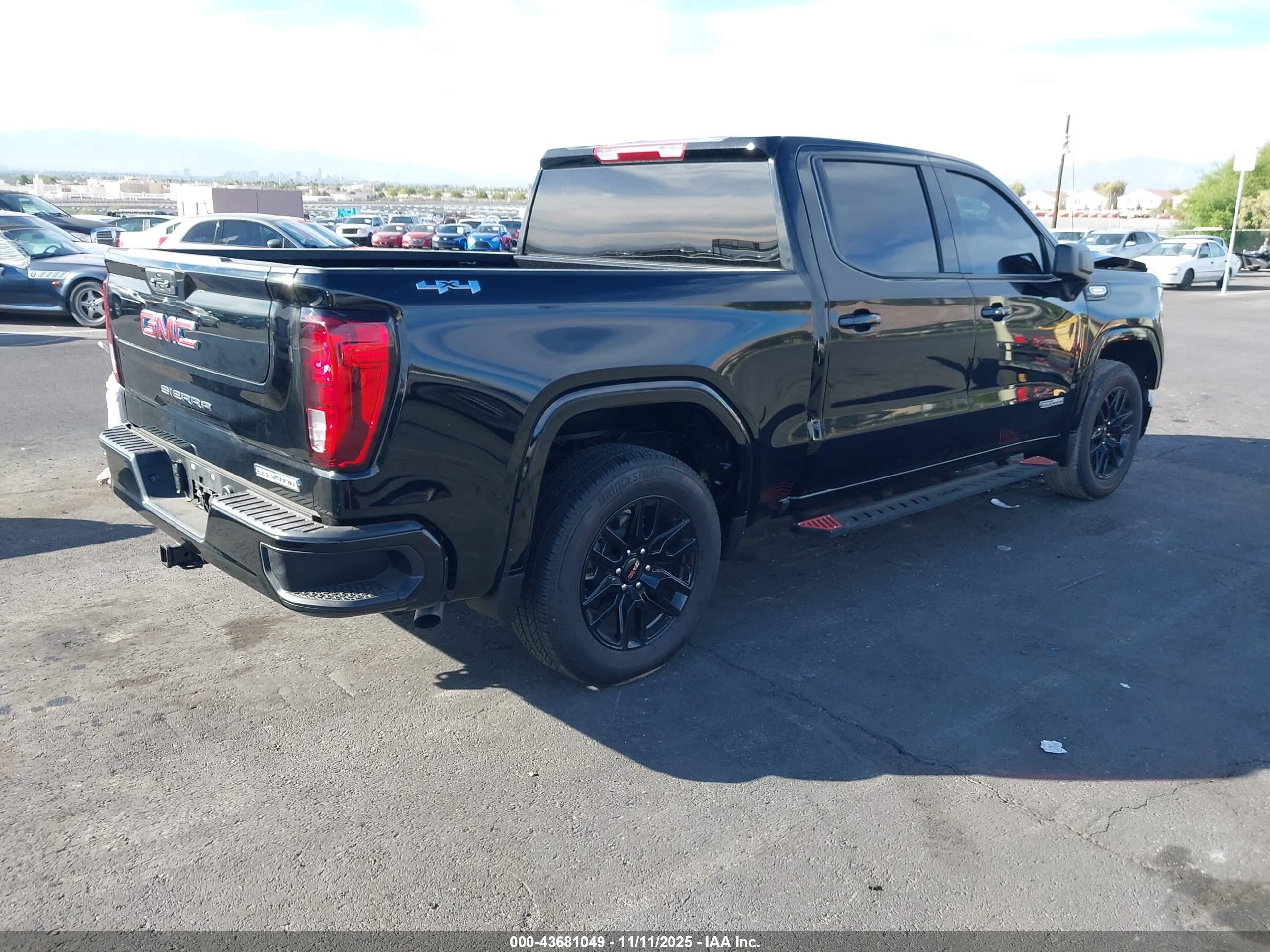 GMC SIERRA image 4