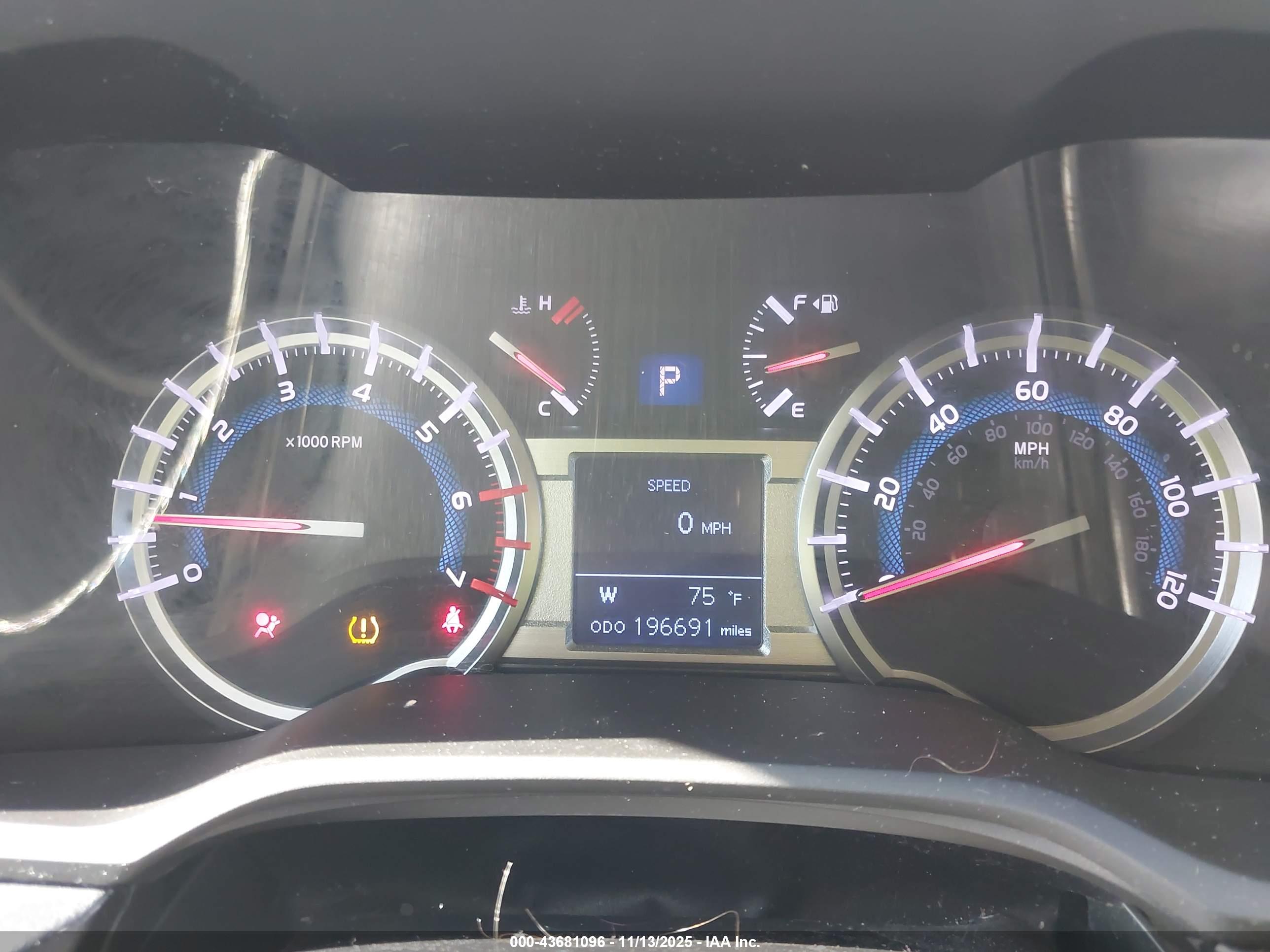 TOYOTA 4RUNNER image 7