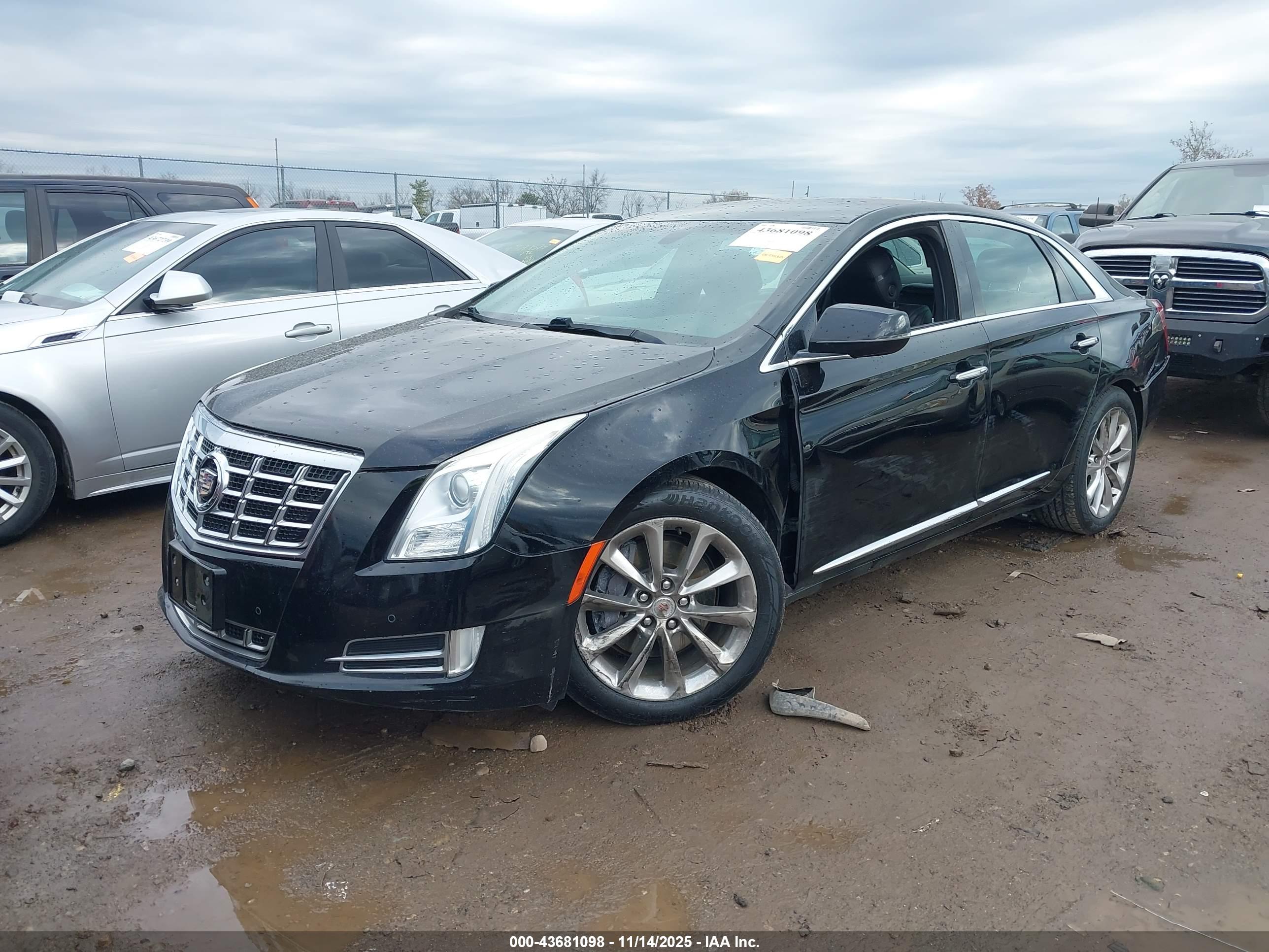 CADILLAC XTS image 2