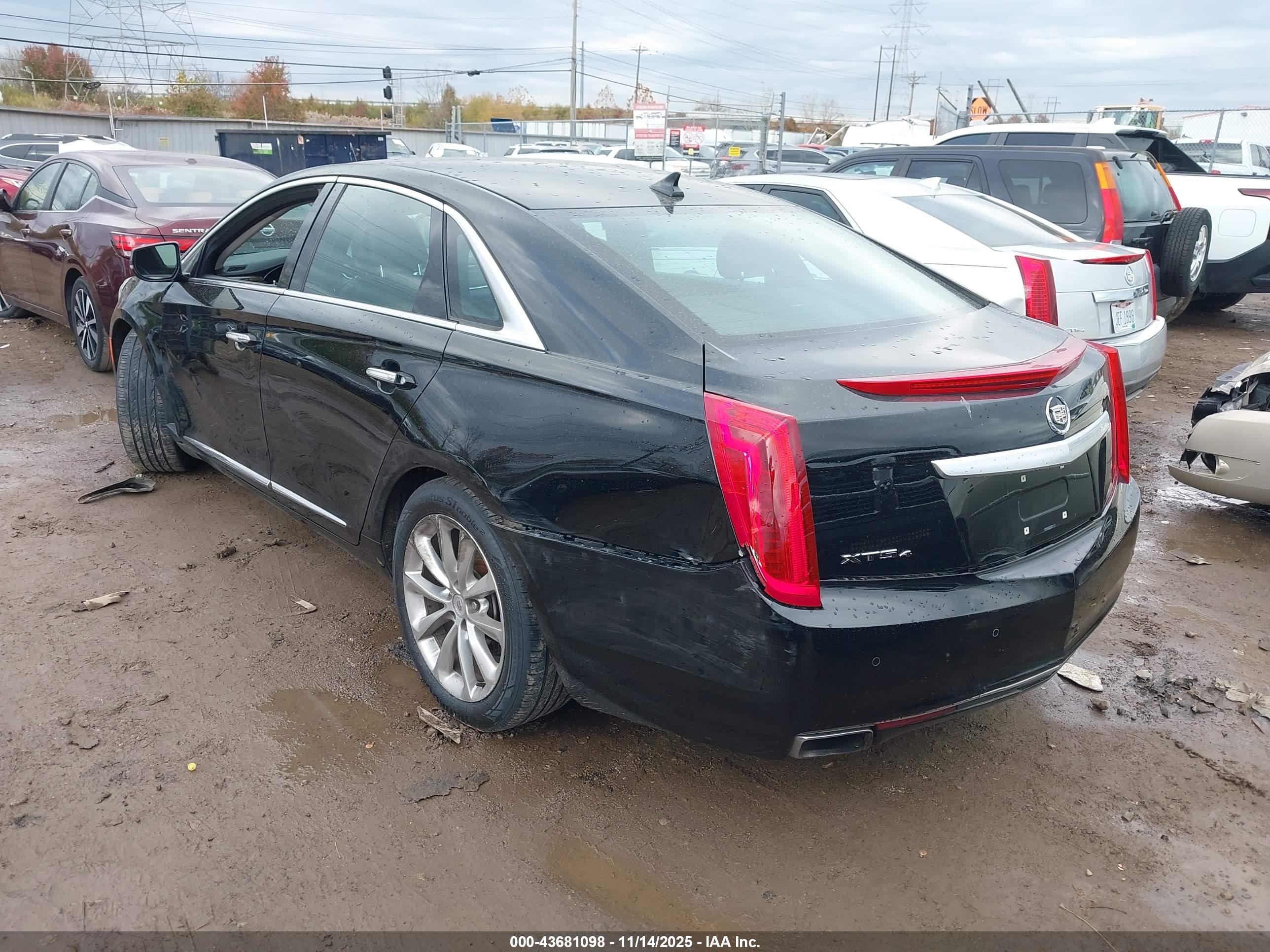 CADILLAC XTS image 3