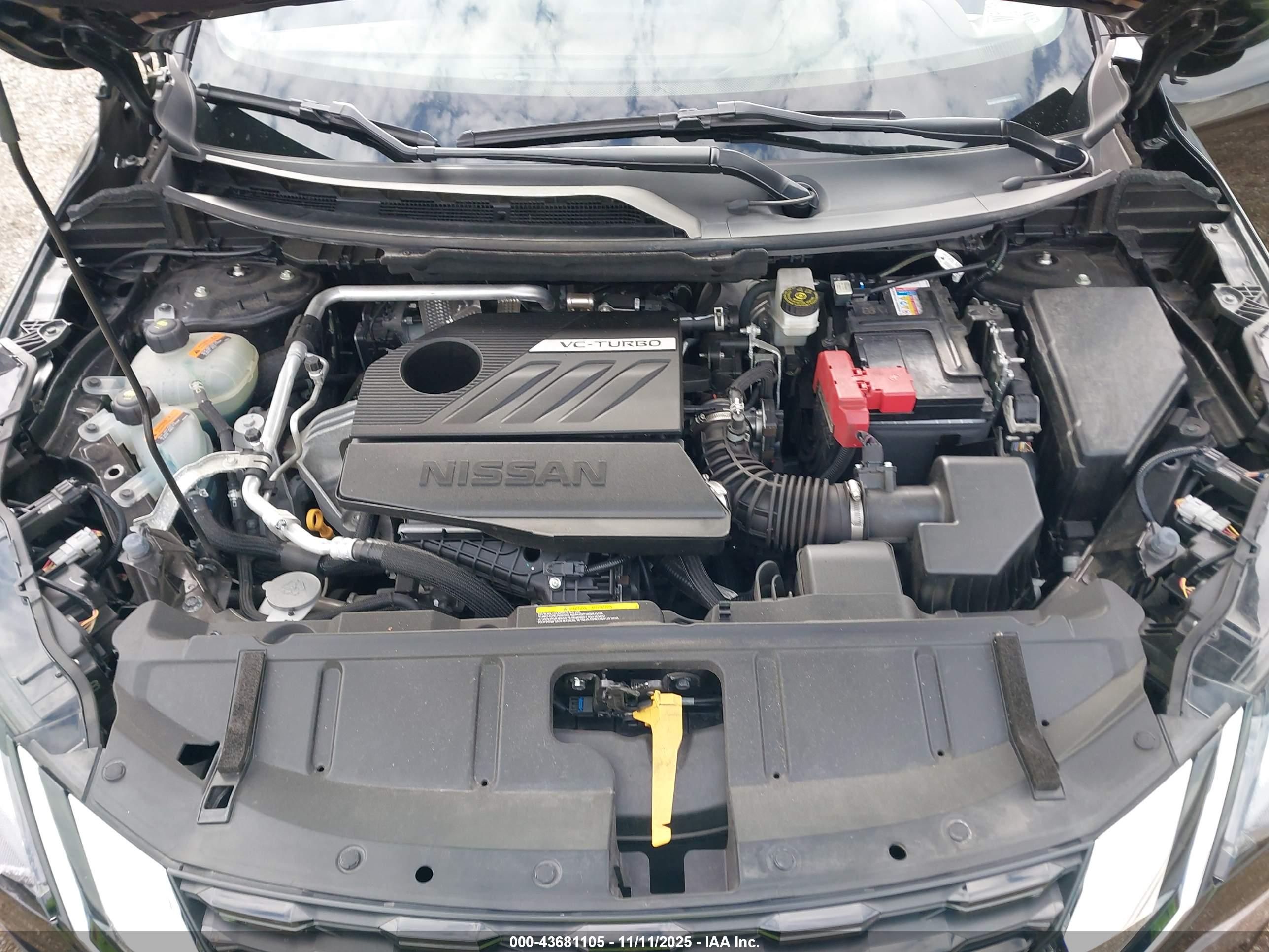 NISSAN ROGUE image 10