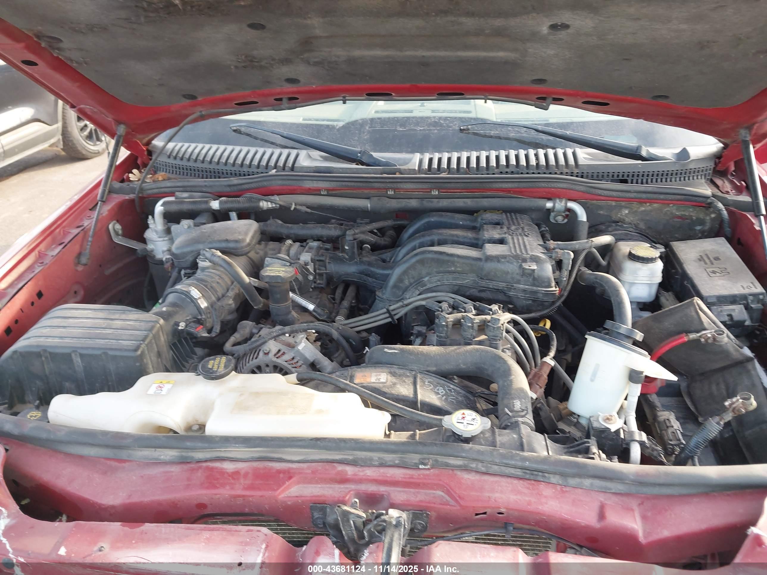 FORD EXPLORER image 10