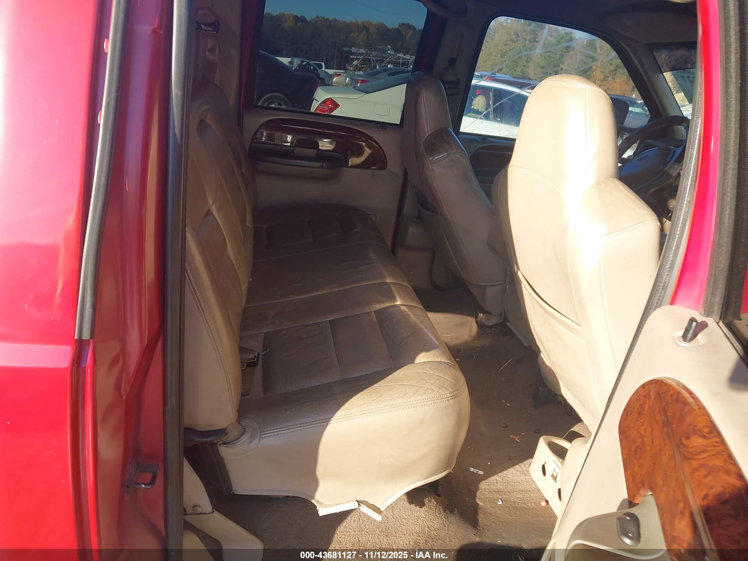 FORD F-350 image 8