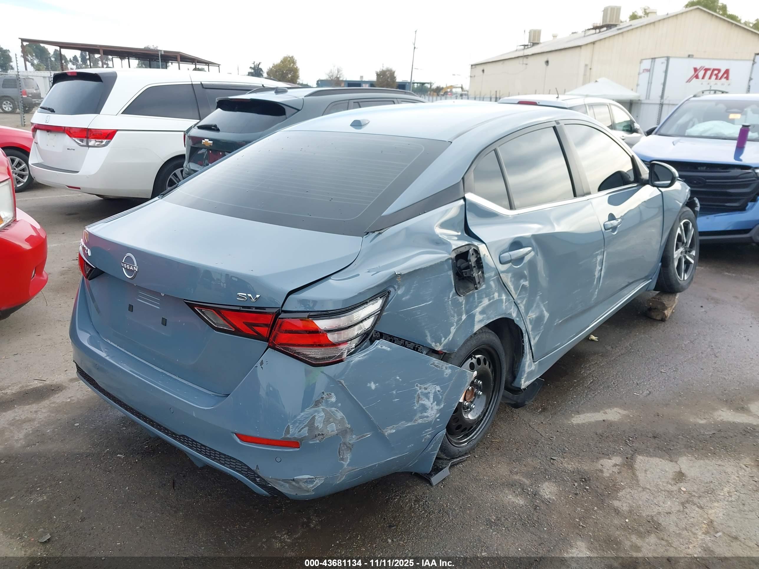 NISSAN SENTRA image 4