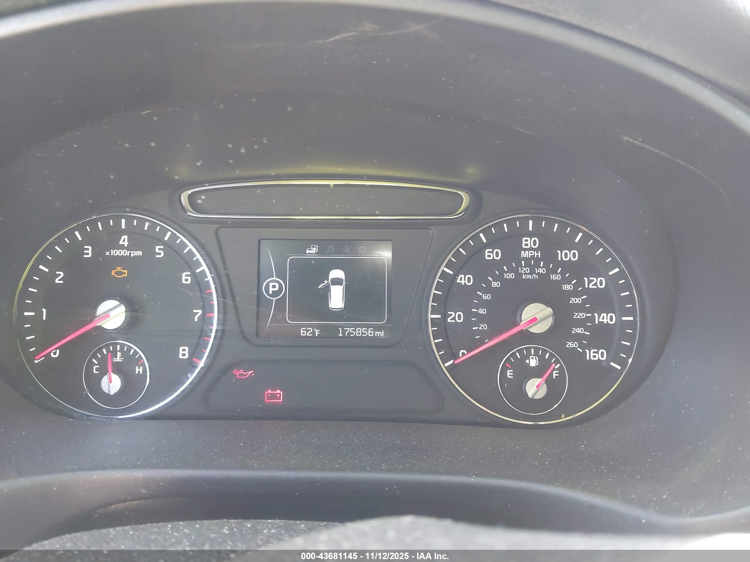 KIA SORENTO image 7