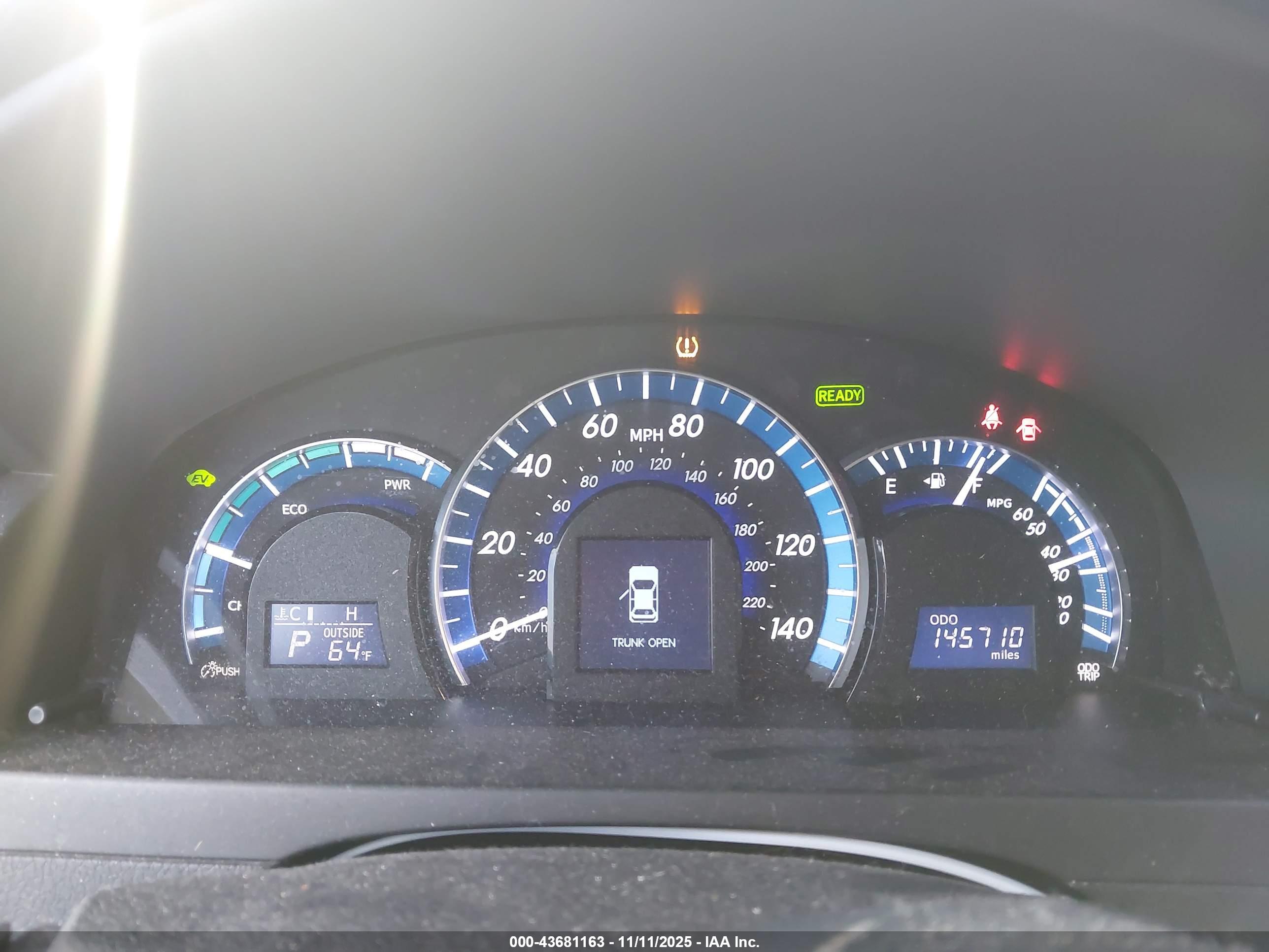 TOYOTA CAMRY image 7