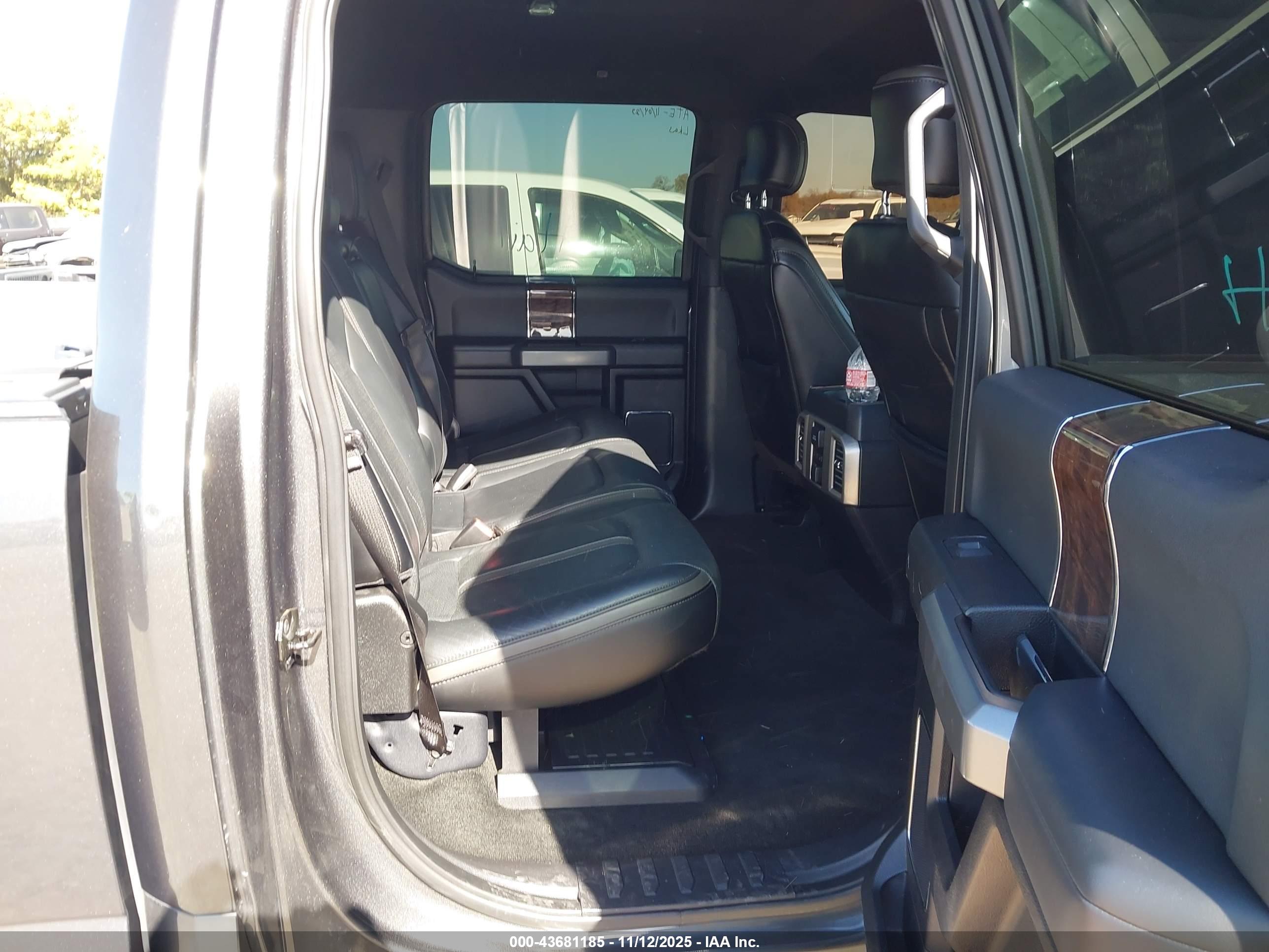 FORD F-250 image 8