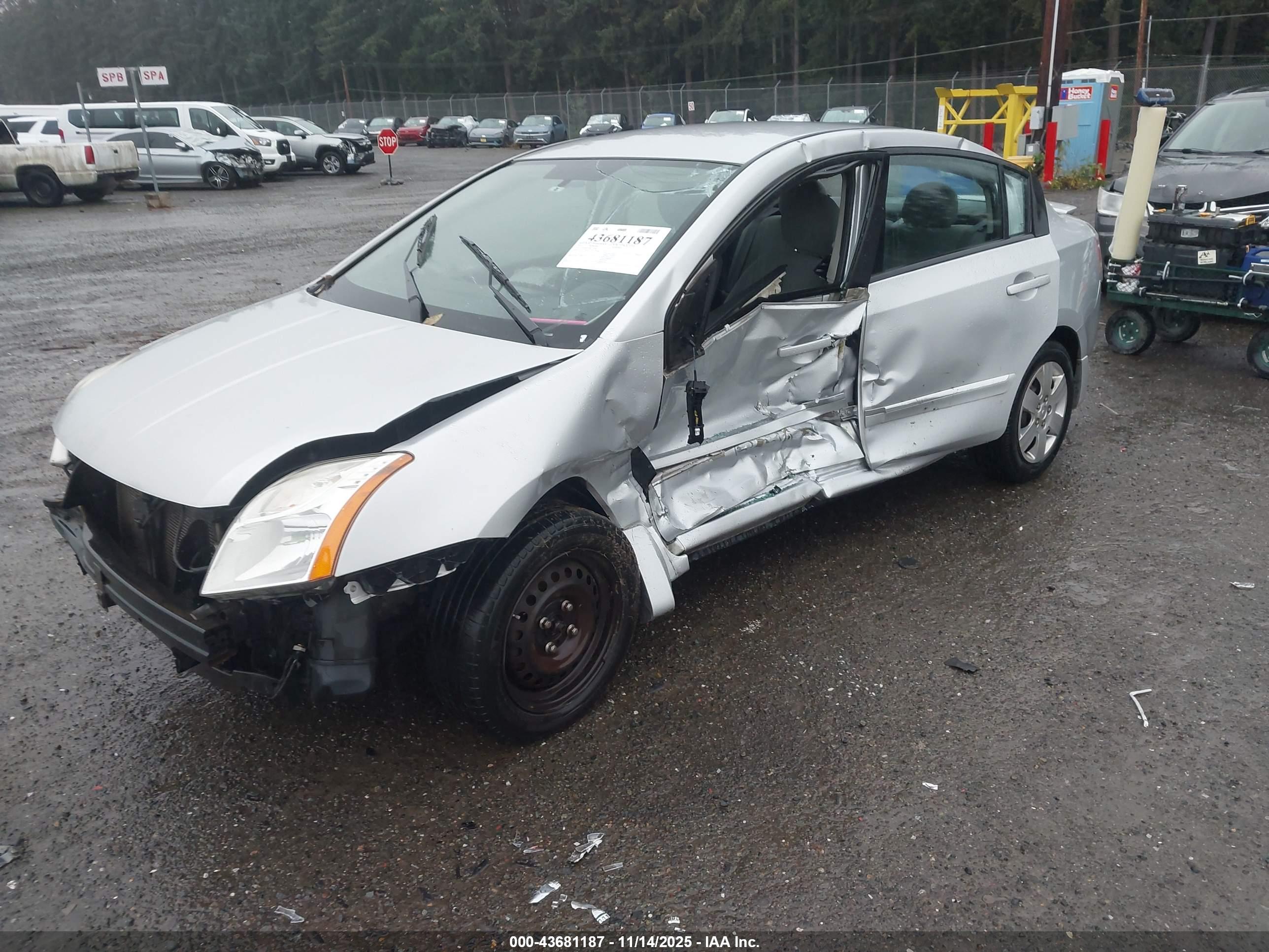 NISSAN SENTRA image 2