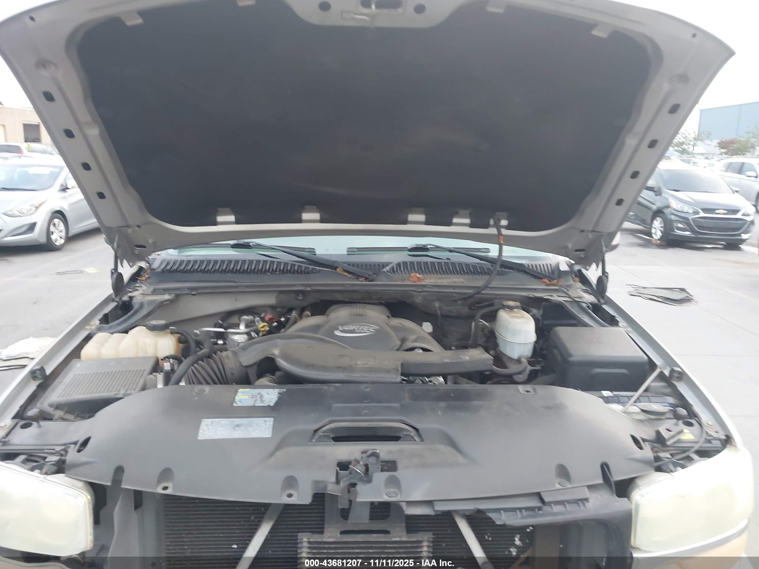 GMC YUKON image 10