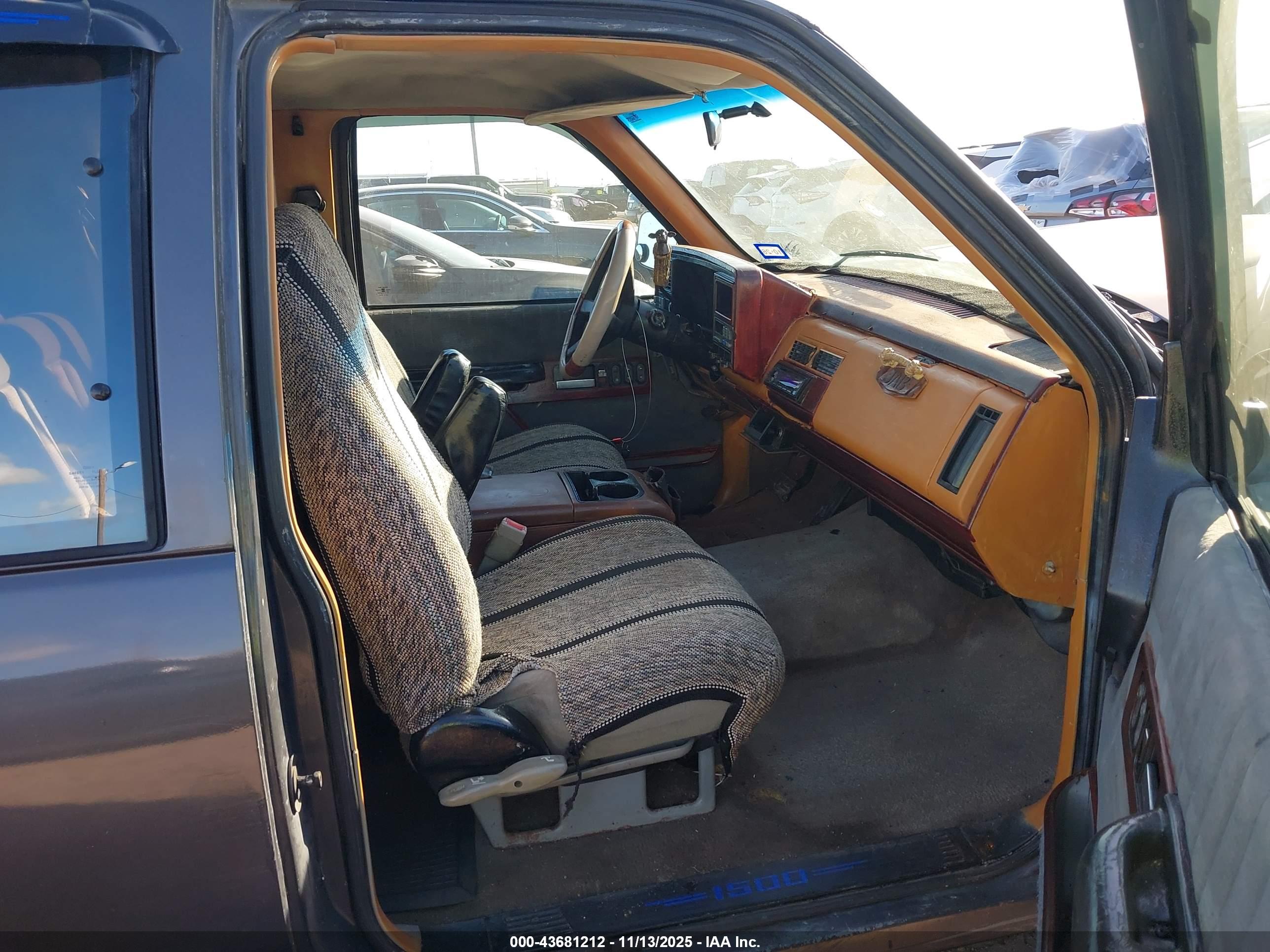 GMC SIERRA image 5