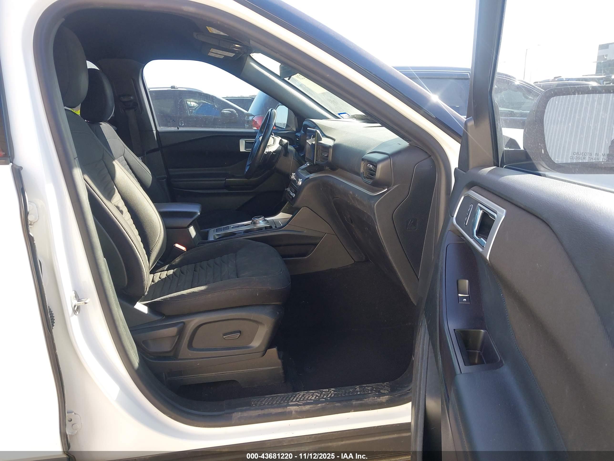 FORD EXPLORER image 5