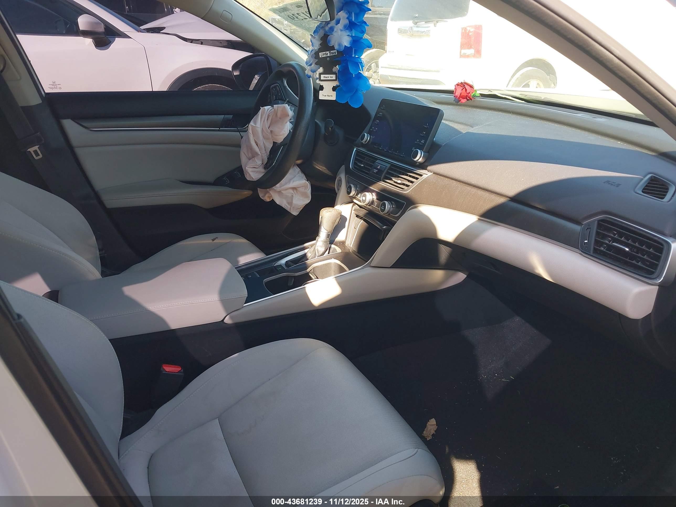 HONDA ACCORD image 5