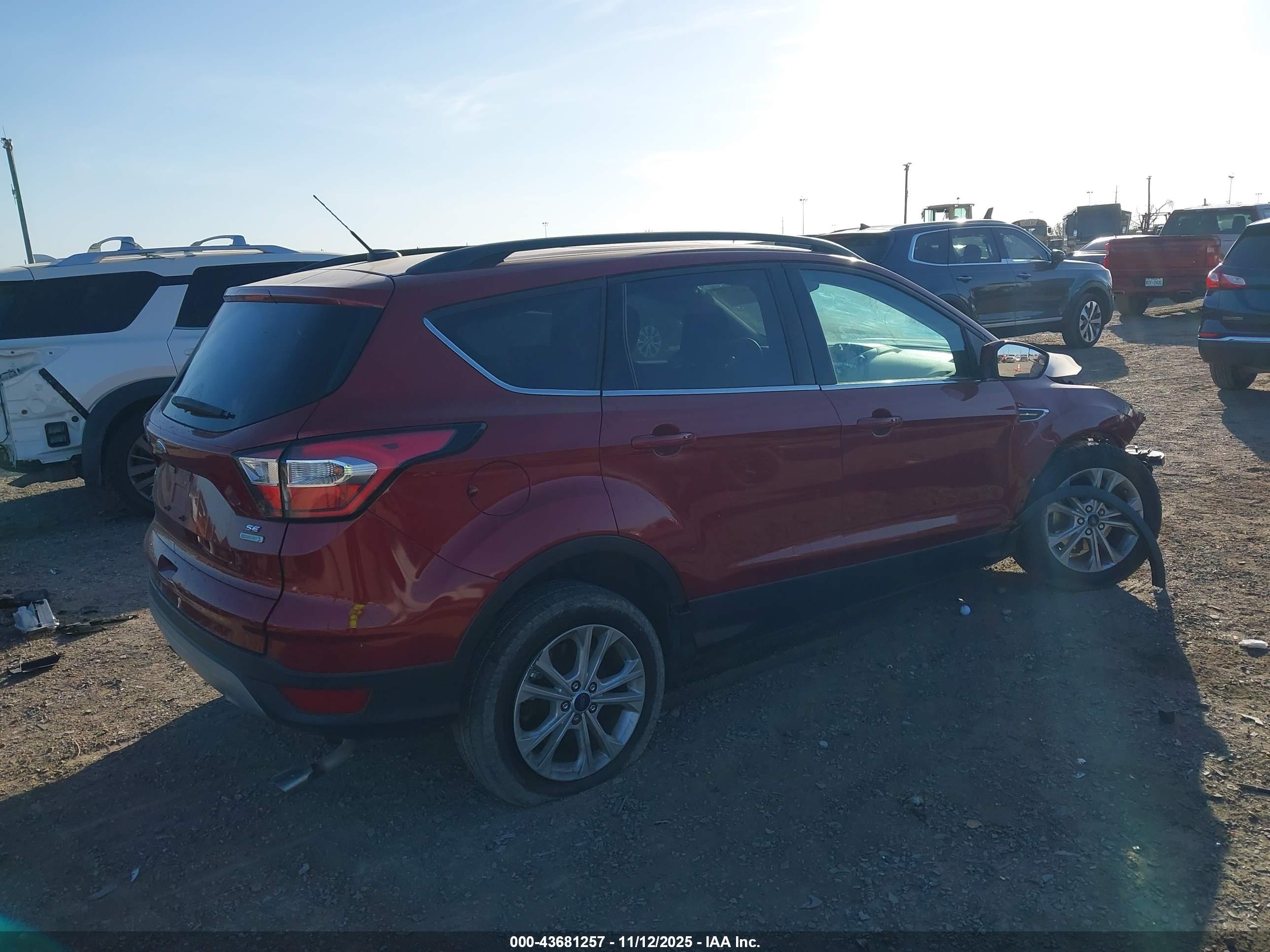 FORD ESCAPE image 4