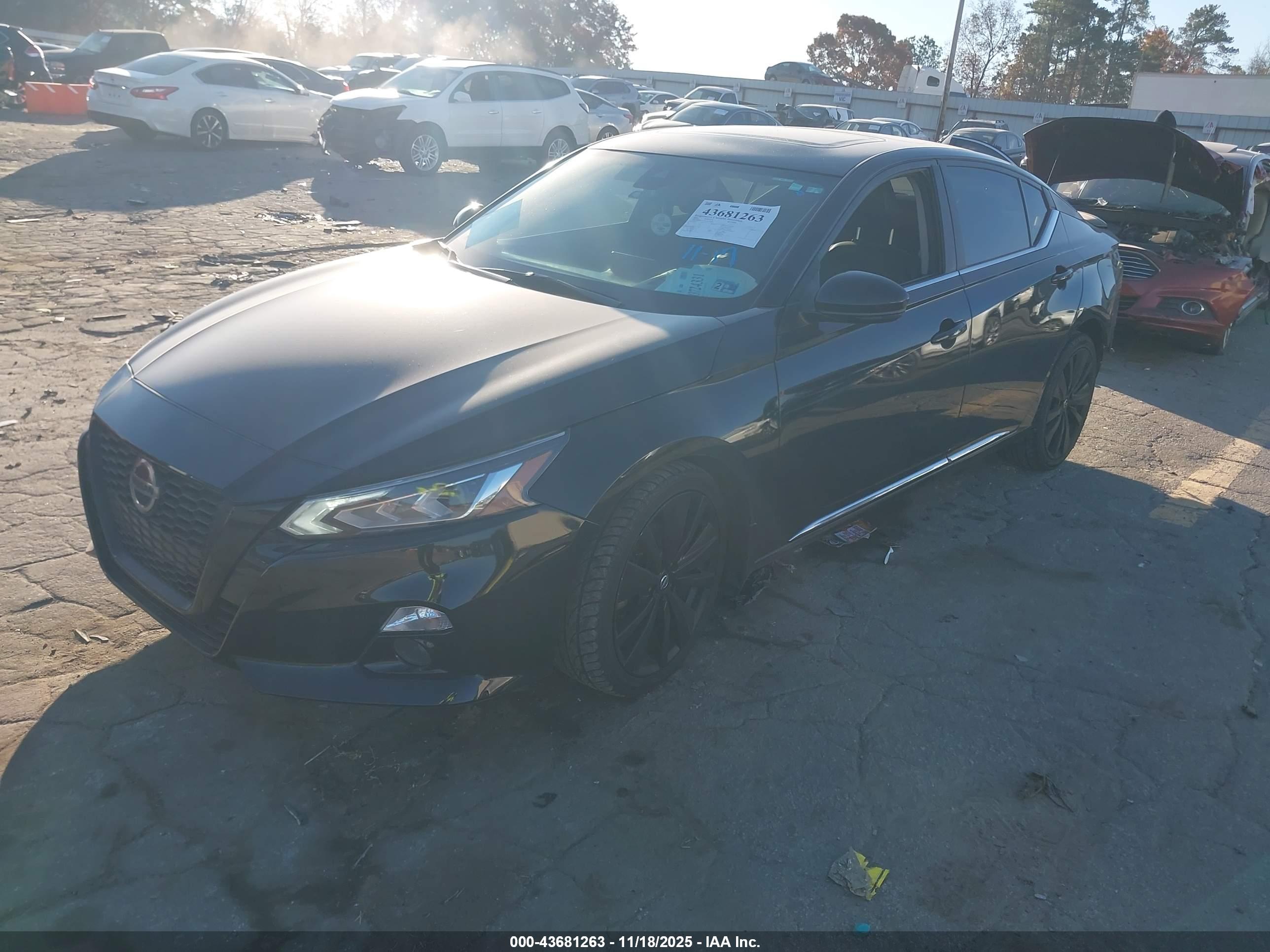 NISSAN ALTIMA image 2