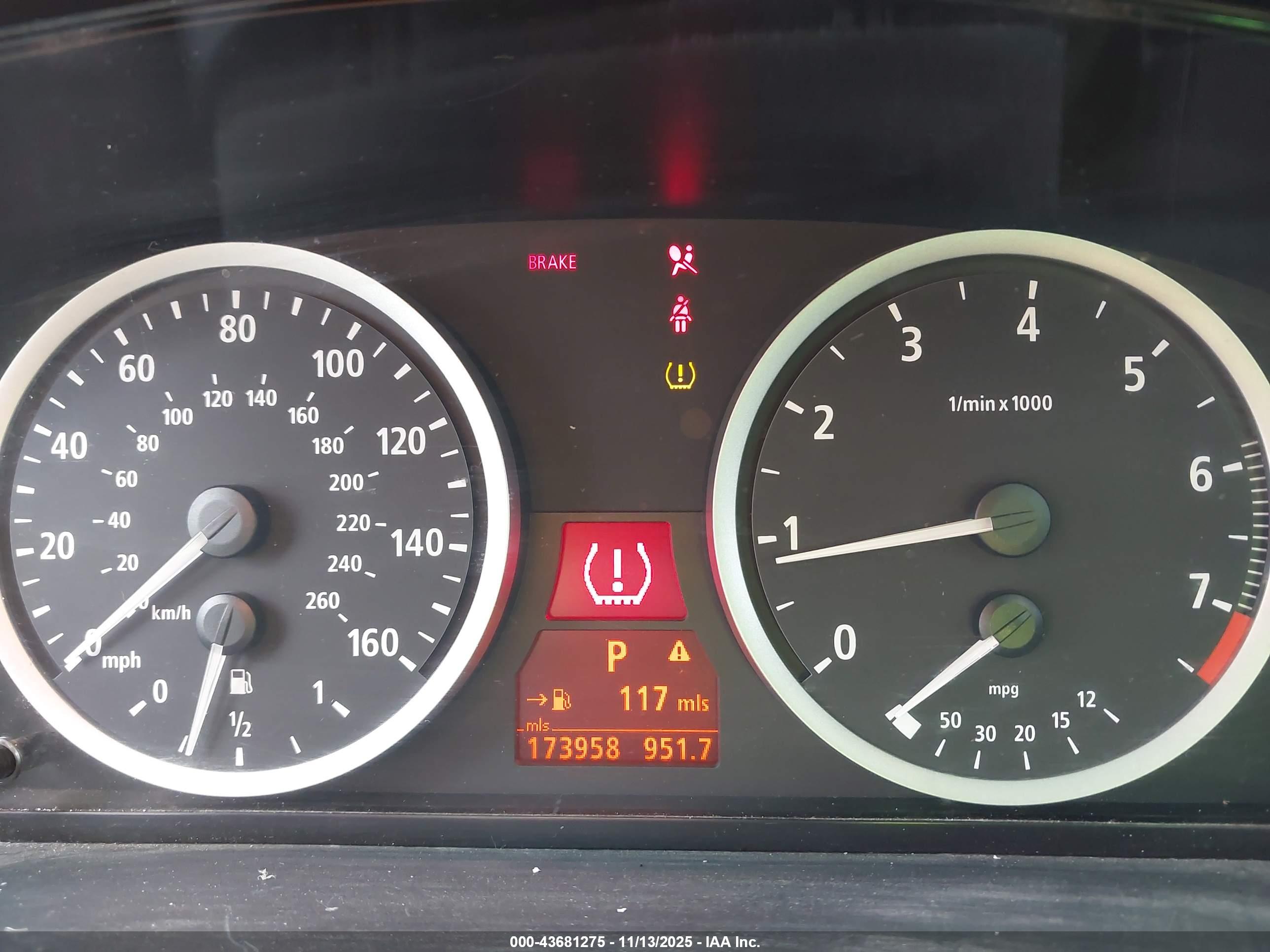 BMW 530I image 7